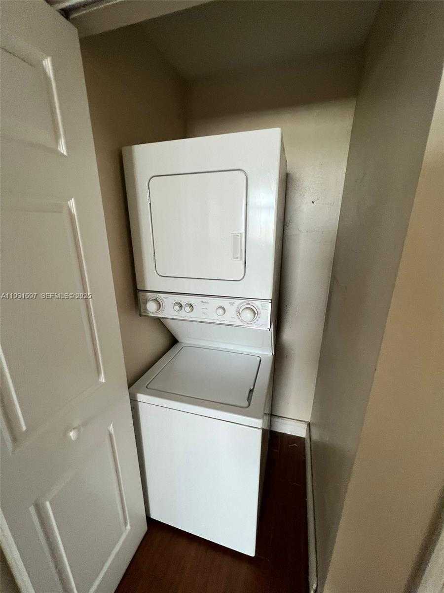 Small Image of 140 SOUTH DIXIE HWY #507, Hollywood Number 50