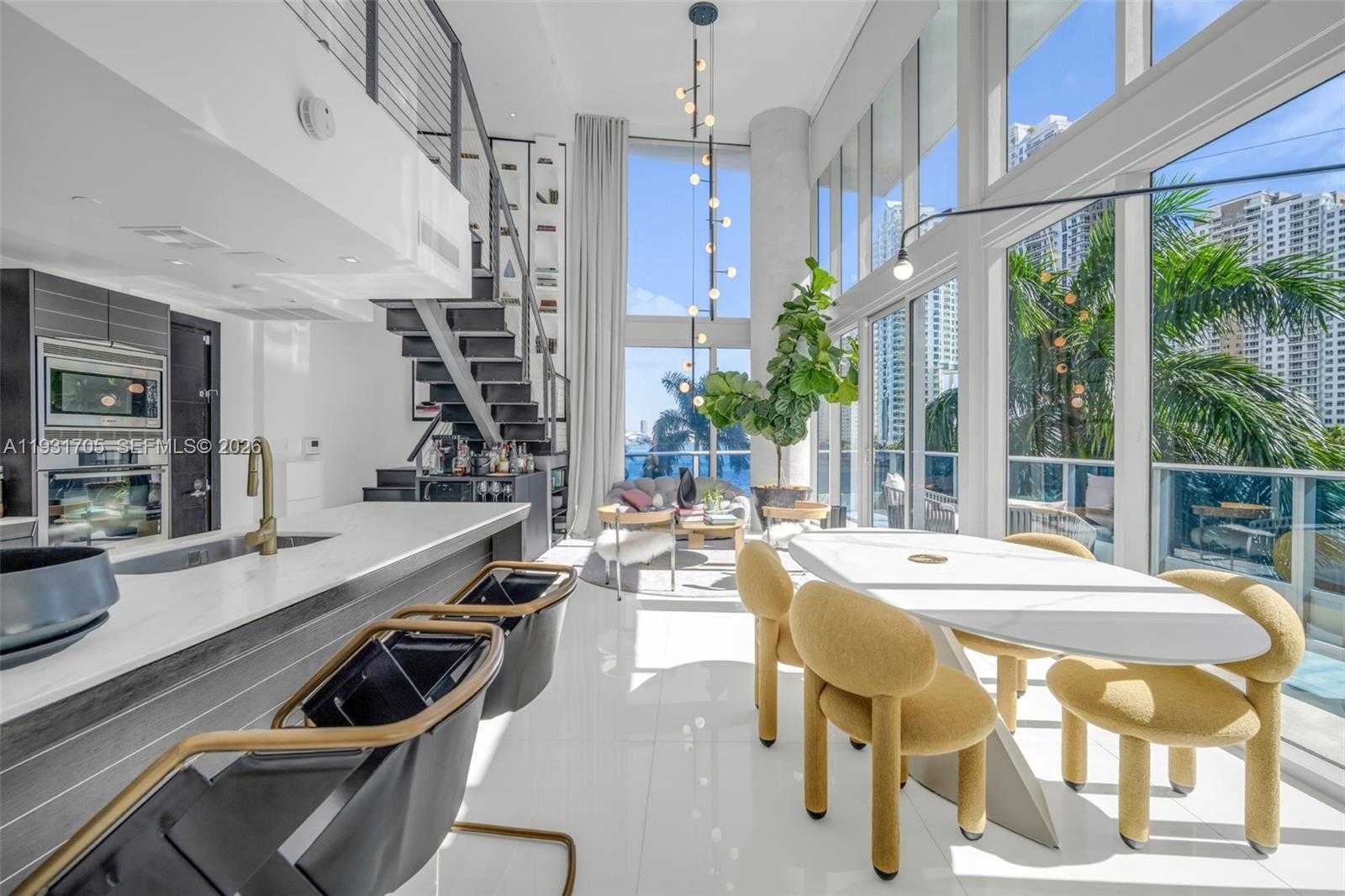 Small Image of 200 BISCAYNE BOULEVARD WAY #309, Miami Number 11