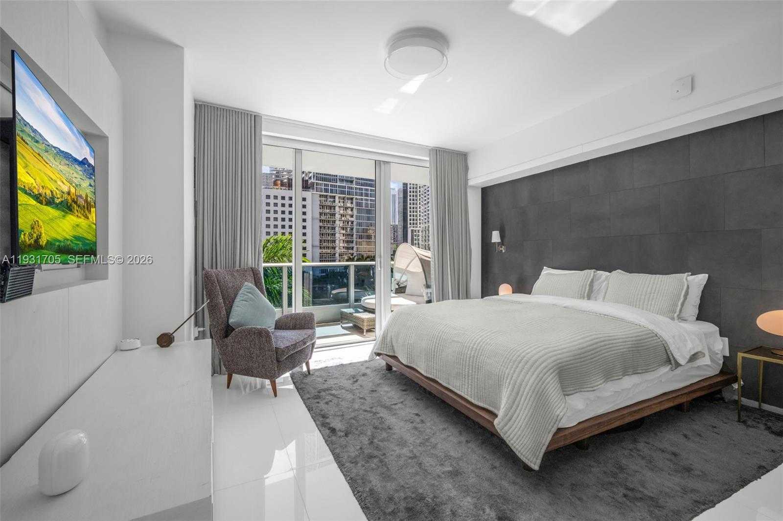 Small Image of 200 BISCAYNE BOULEVARD WAY #309, Miami Number 16