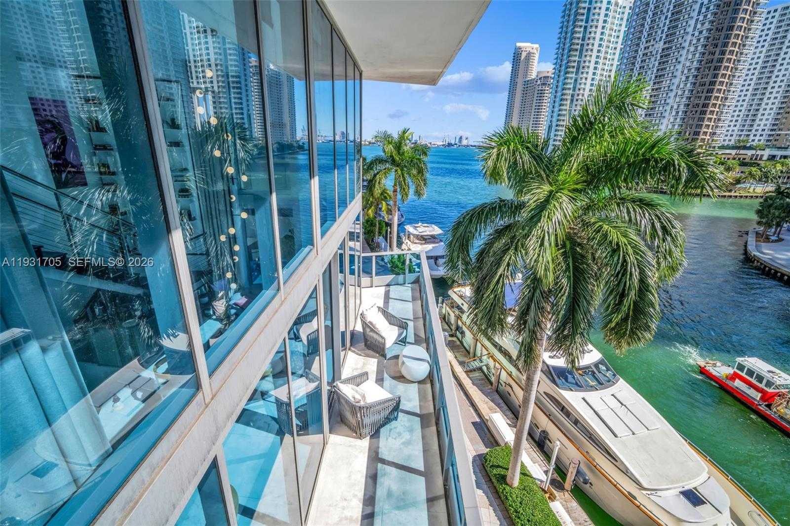 Small Image of 200 BISCAYNE BOULEVARD WAY #309, Miami Number 21