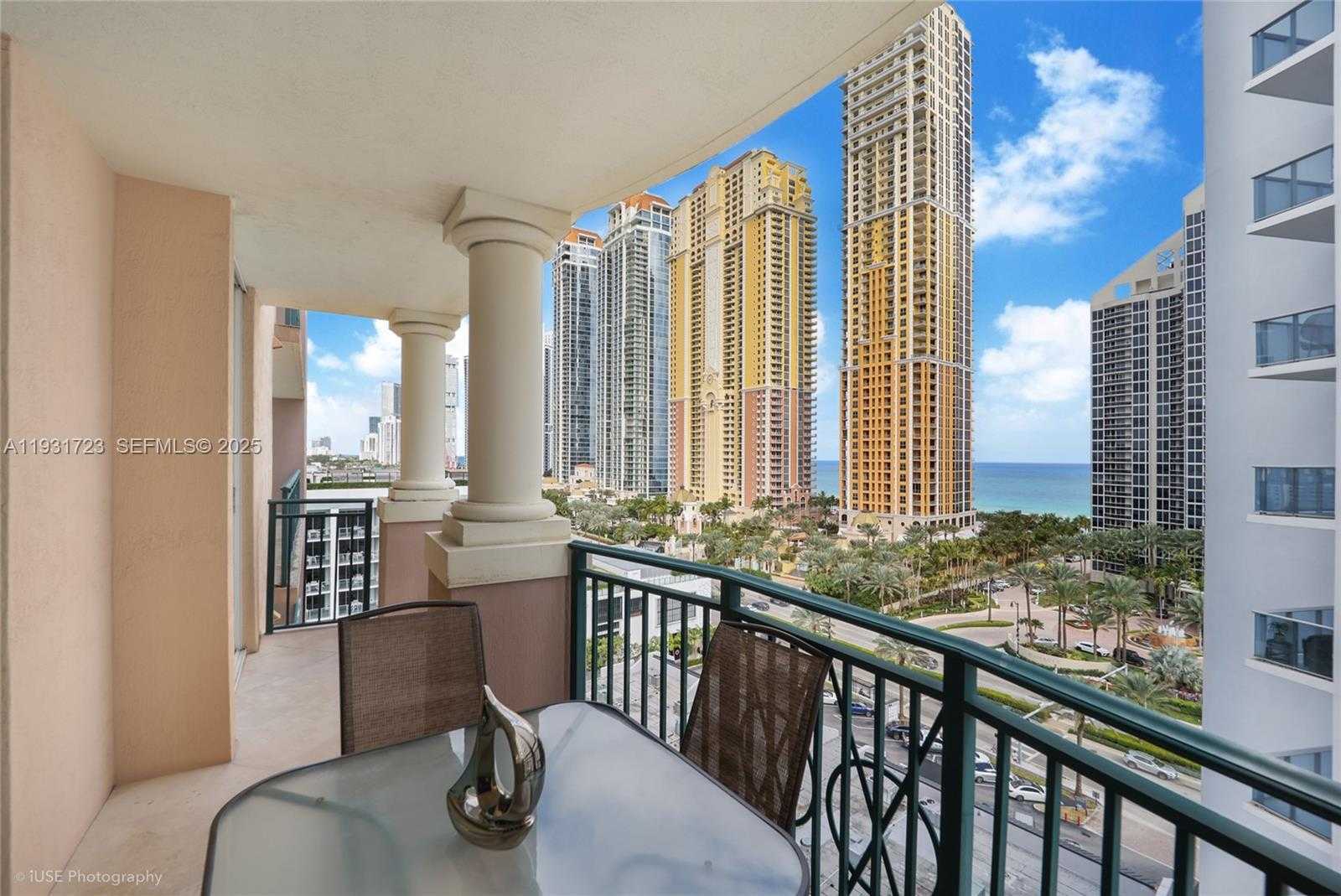 Small Image of 17555 ATLANTIC BLVD #1205, Sunny Isles Beach Number 11