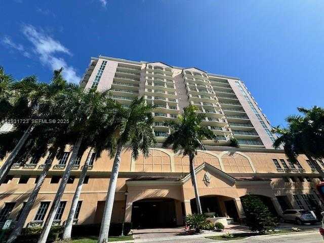Small Image of 17555 ATLANTIC BLVD #1205, Sunny Isles Beach Number 2
