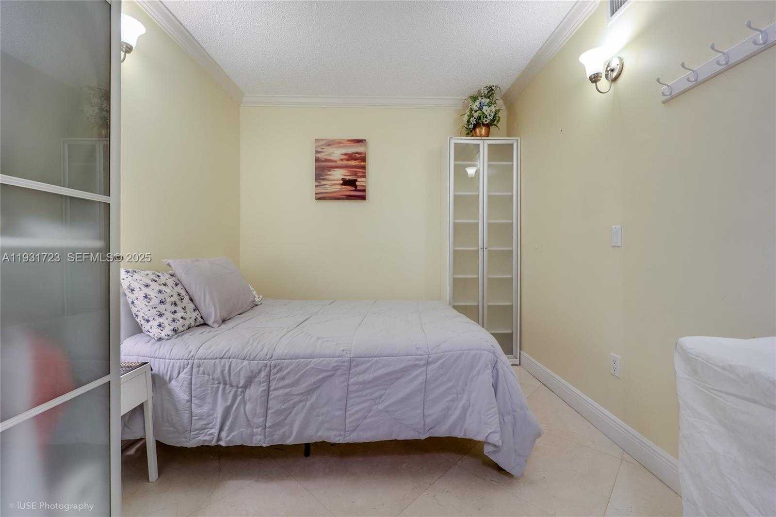 Small Image of 17555 ATLANTIC BLVD #1205, Sunny Isles Beach Number 5