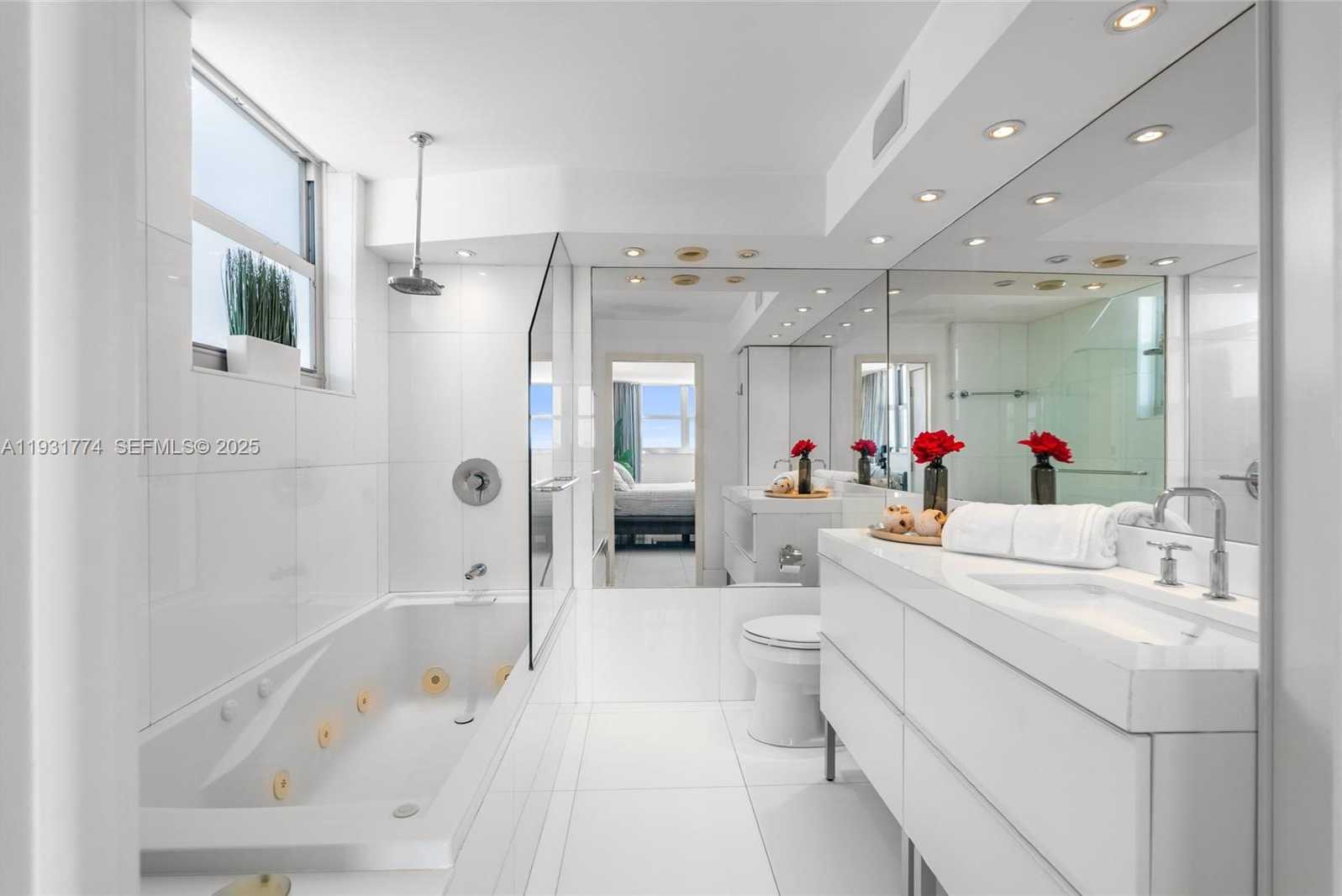 Small Image of 6900 BAY DR #5K, Miami Beach Number 33