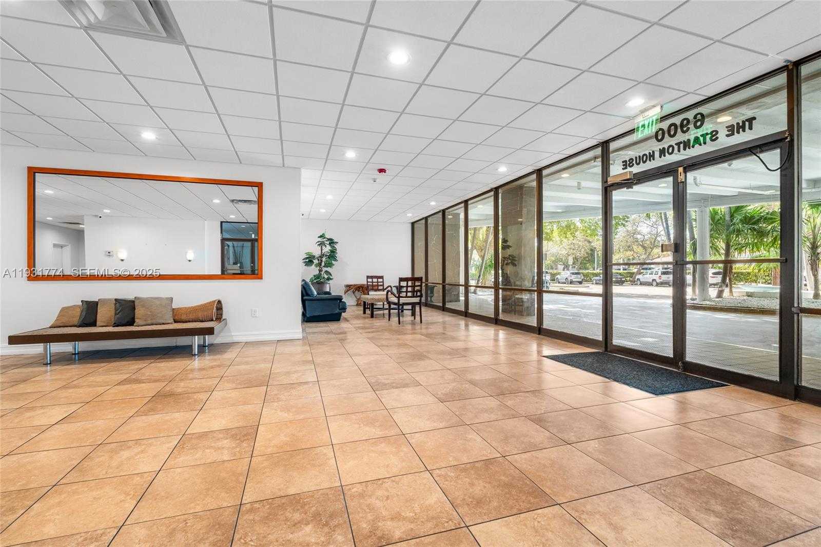 Small Image of 6900 BAY DR #5K, Miami Beach Number 39