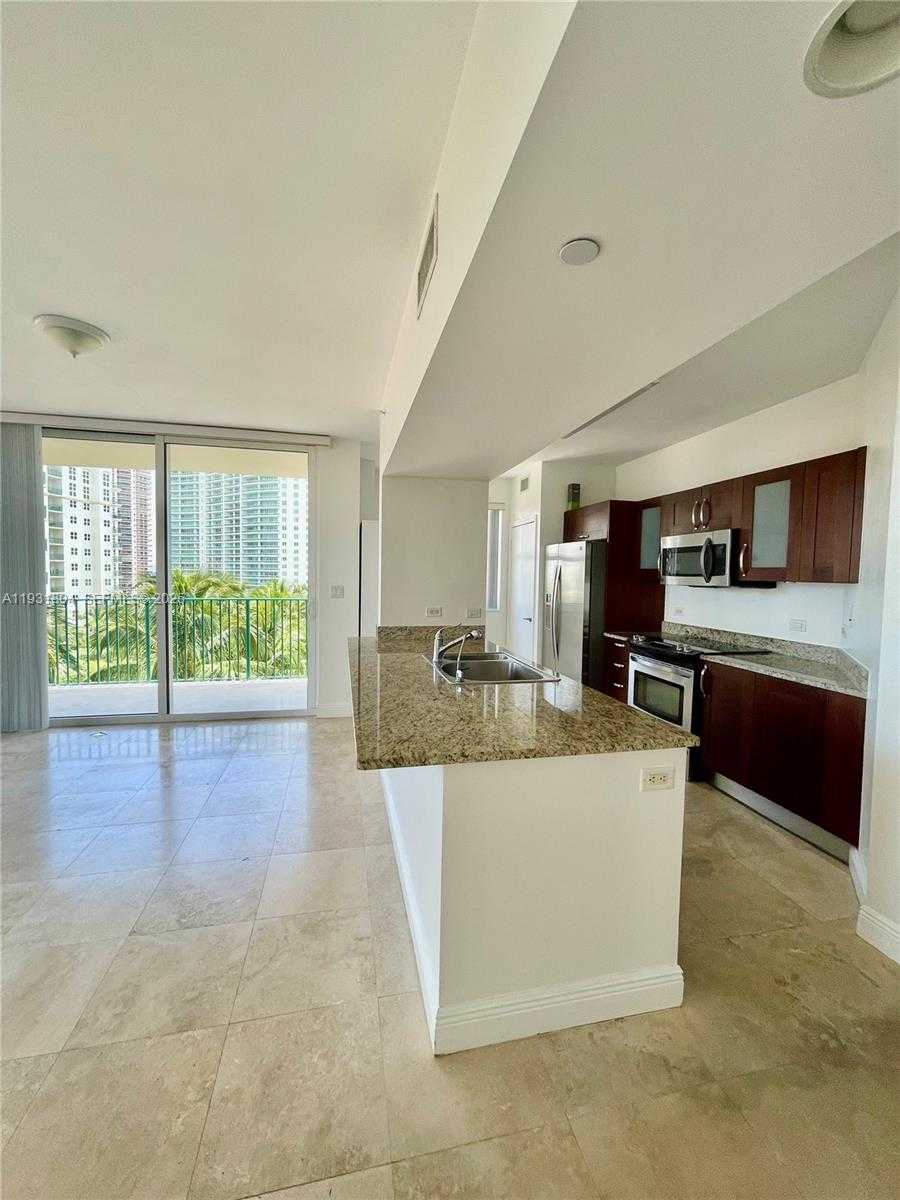 Small Image of 19900 EAST COUNTRY CLUB DR #812, Aventura Number 6