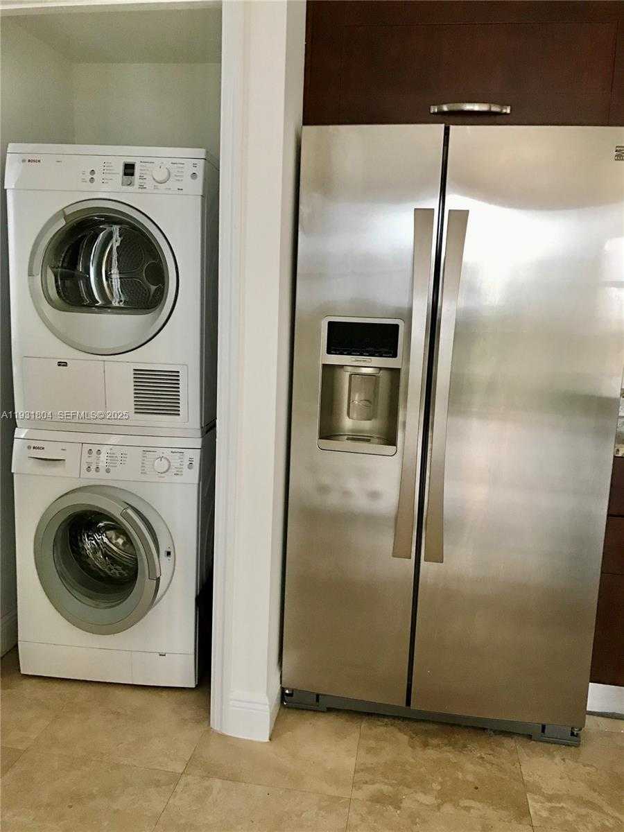 Small Image of 19900 EAST COUNTRY CLUB DR #812, Aventura Number 9