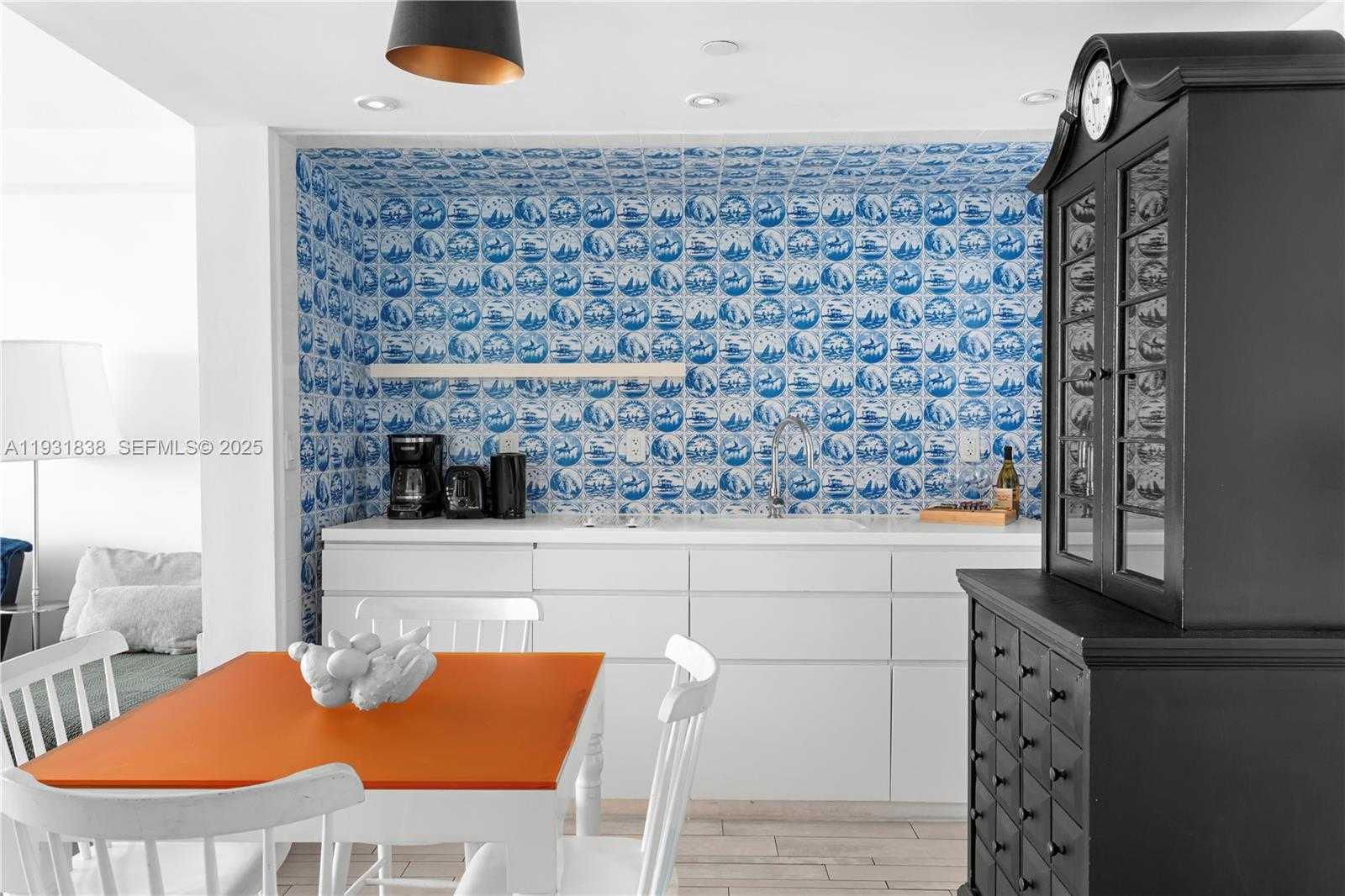 Small Image of 1100 WEST AVE #1014, Miami Beach Number 4