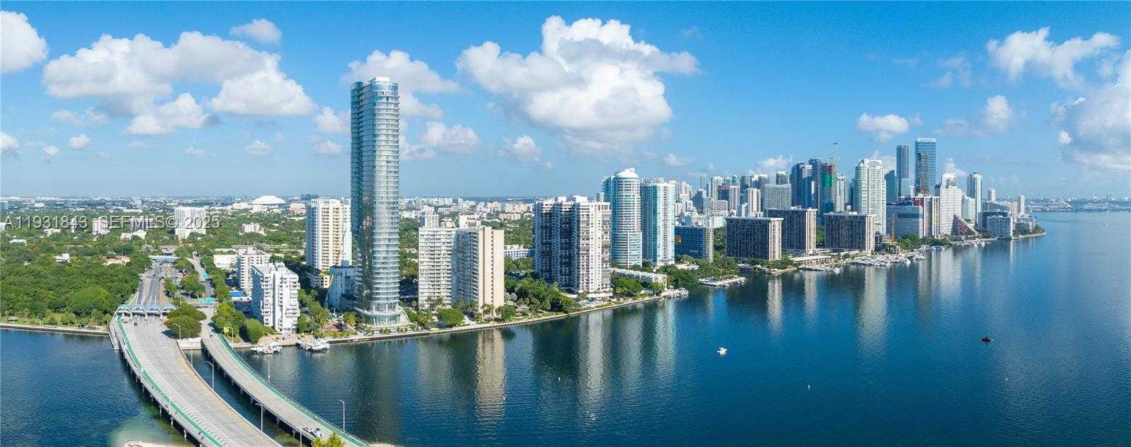 Small Image of 175 SOUTH EAST 25TH RD #4201, Miami Number 10