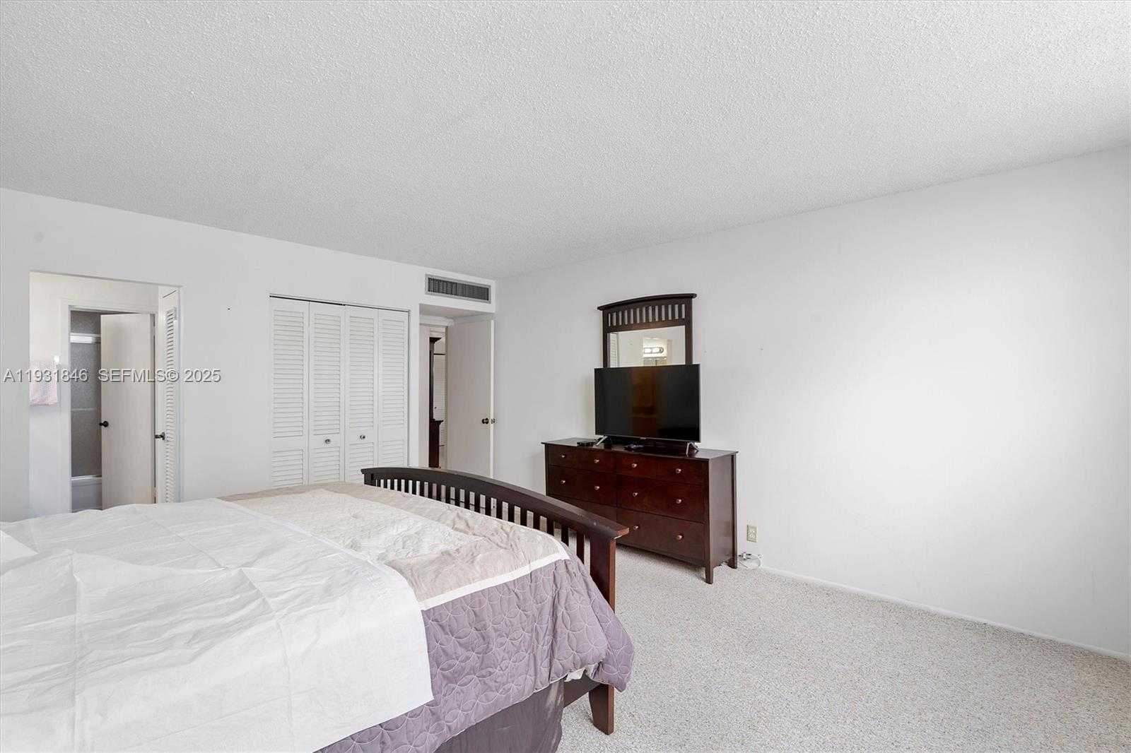 Small Image of 9511 COLLINS AVE #606, Surfside Number 19