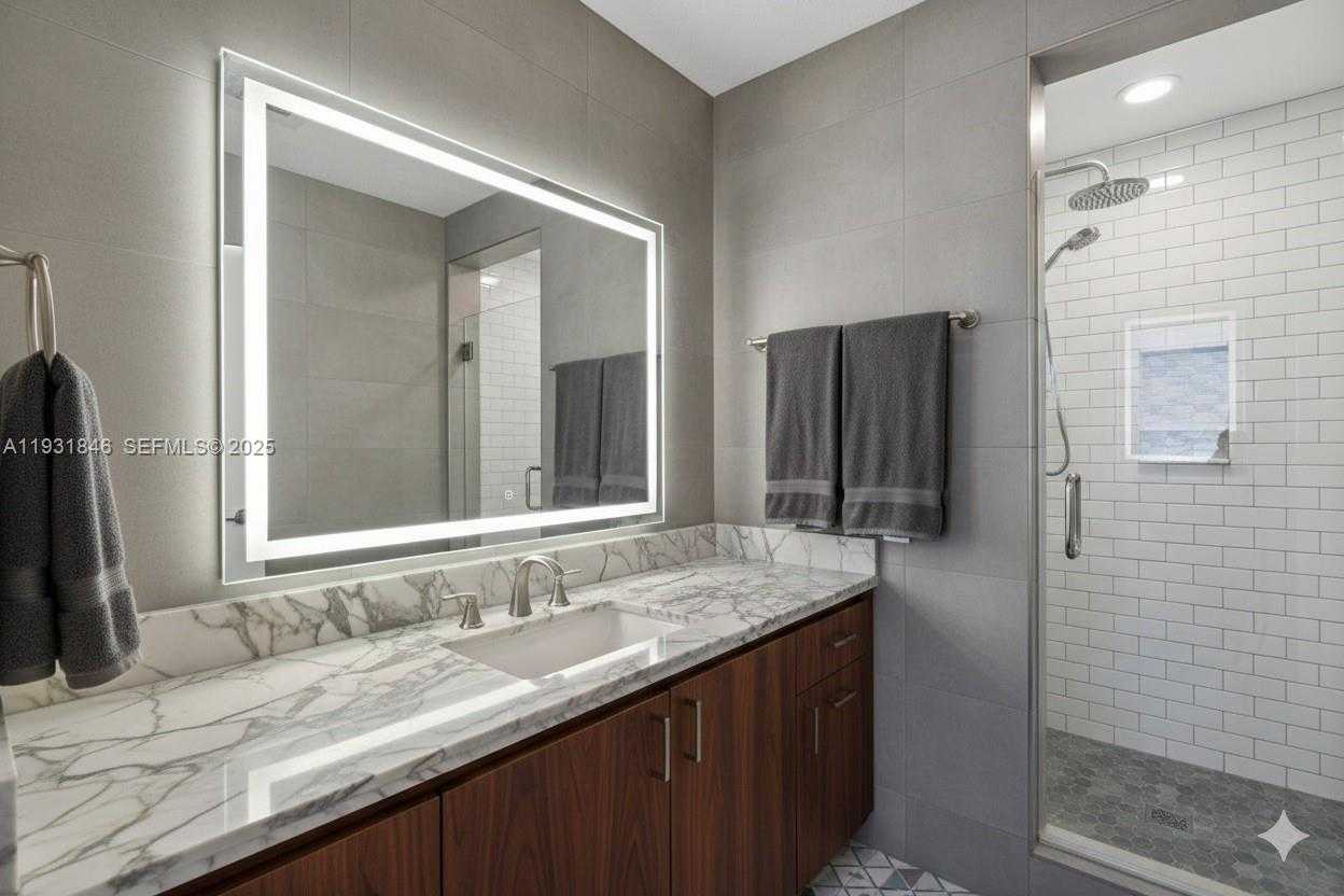 Small Image of 9511 COLLINS AVE #606, Surfside Number 20