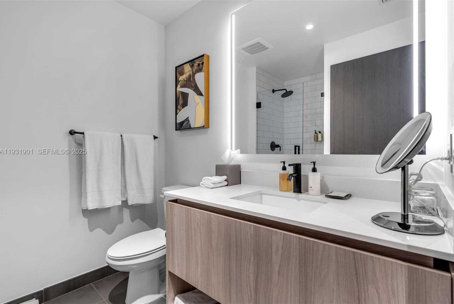 Small Image of 398 NORTH EAST 5TH ST #4507, Miami Number 14