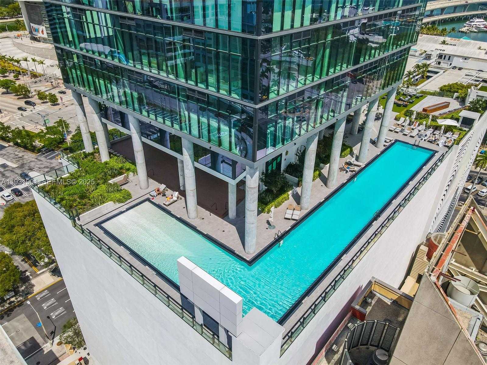 Small Image of 398 NORTH EAST 5TH ST #4507, Miami Number 23