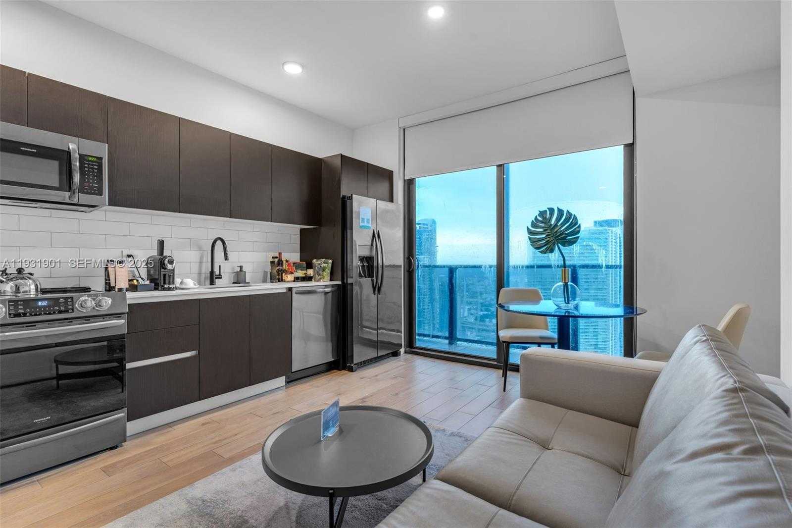 Small Image of 398 NORTH EAST 5TH ST #4507, Miami Number 8