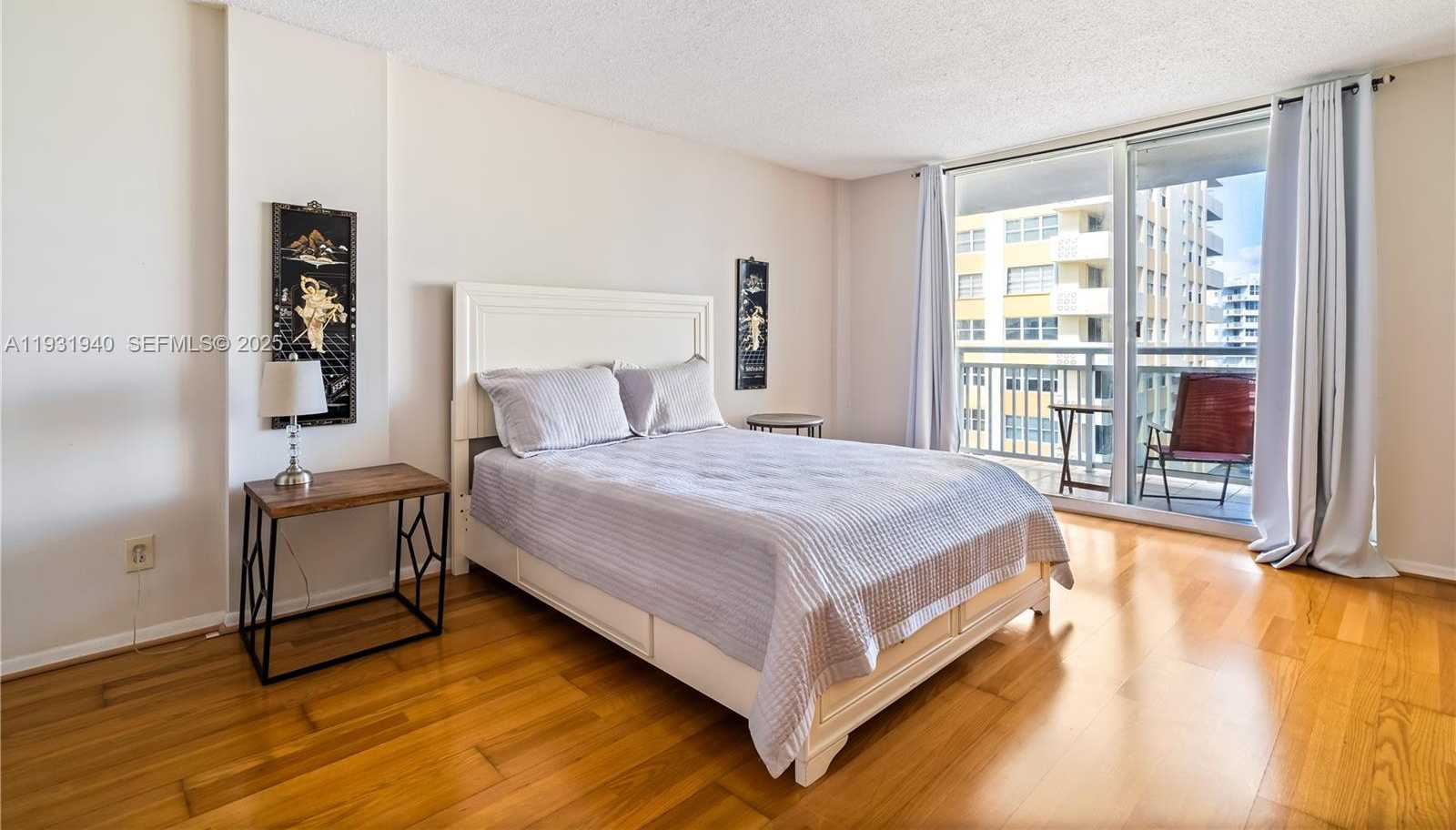 Imagen de Pequeño Objeto