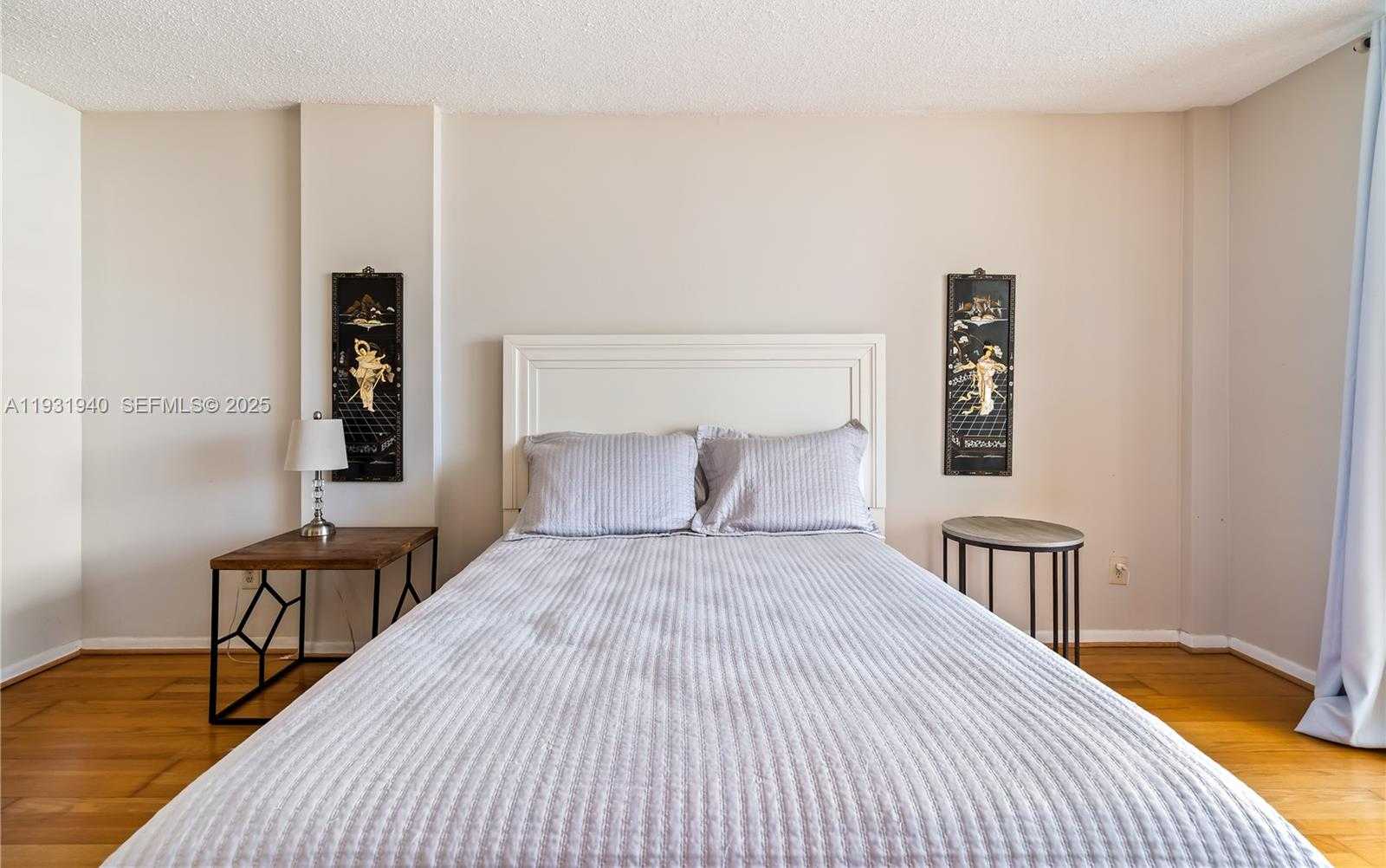 Imagen de Pequeño Objeto