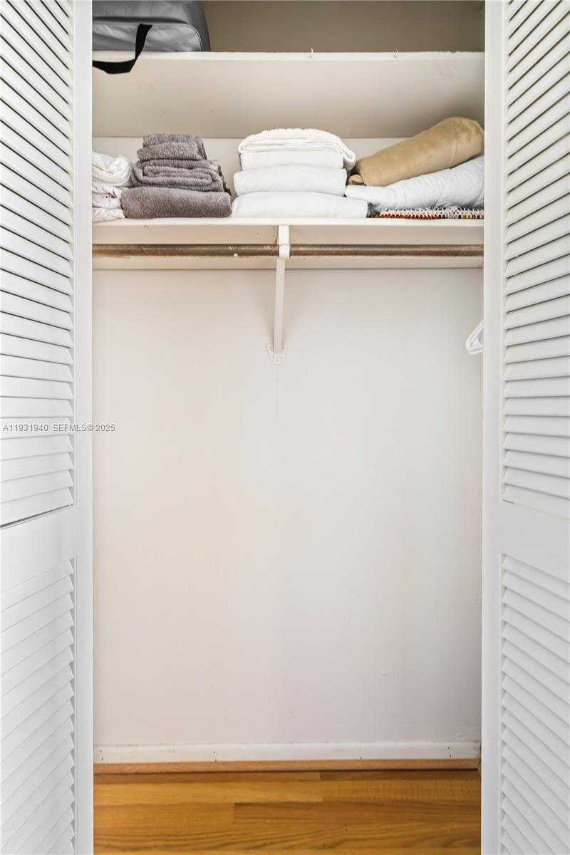 Imagen de Pequeño Objeto