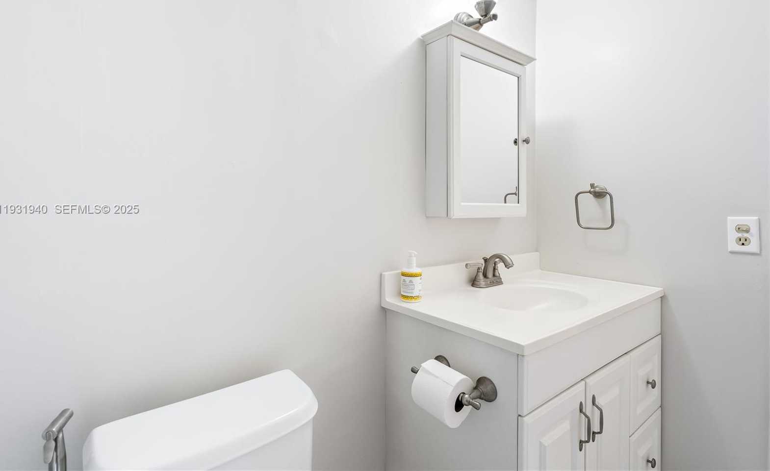 Imagen de Pequeño Objeto