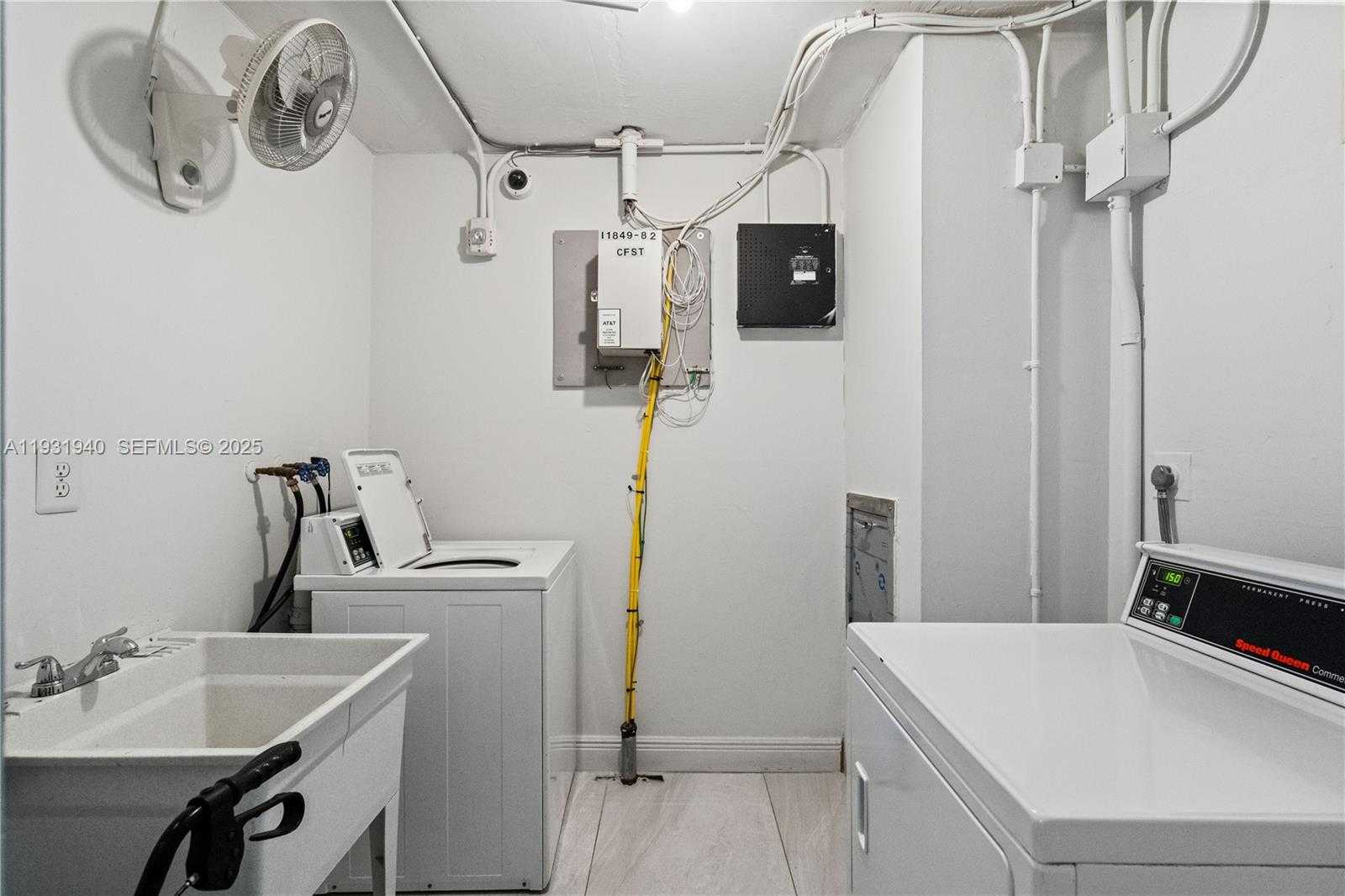 Imagen de Pequeño Objeto