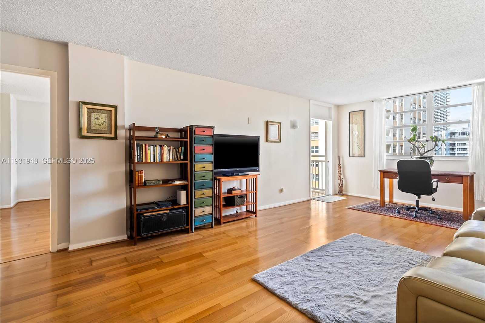 Imagen de Pequeño Objeto