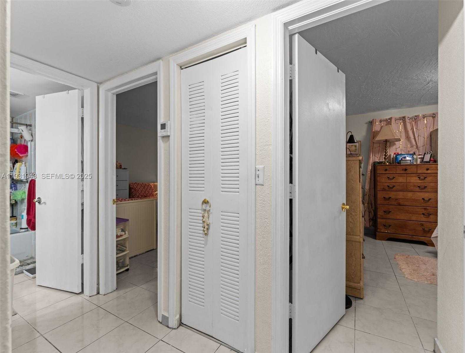 Small Image of 1655 WEST 44TH PL #448, Hialeah Number 11