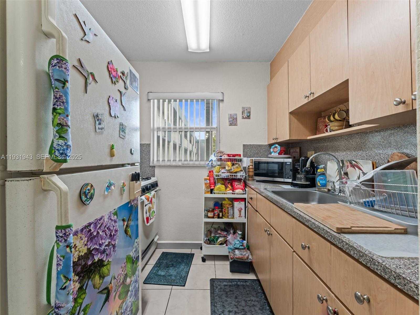 Small Image of 1655 WEST 44TH PL #448, Hialeah Number 7