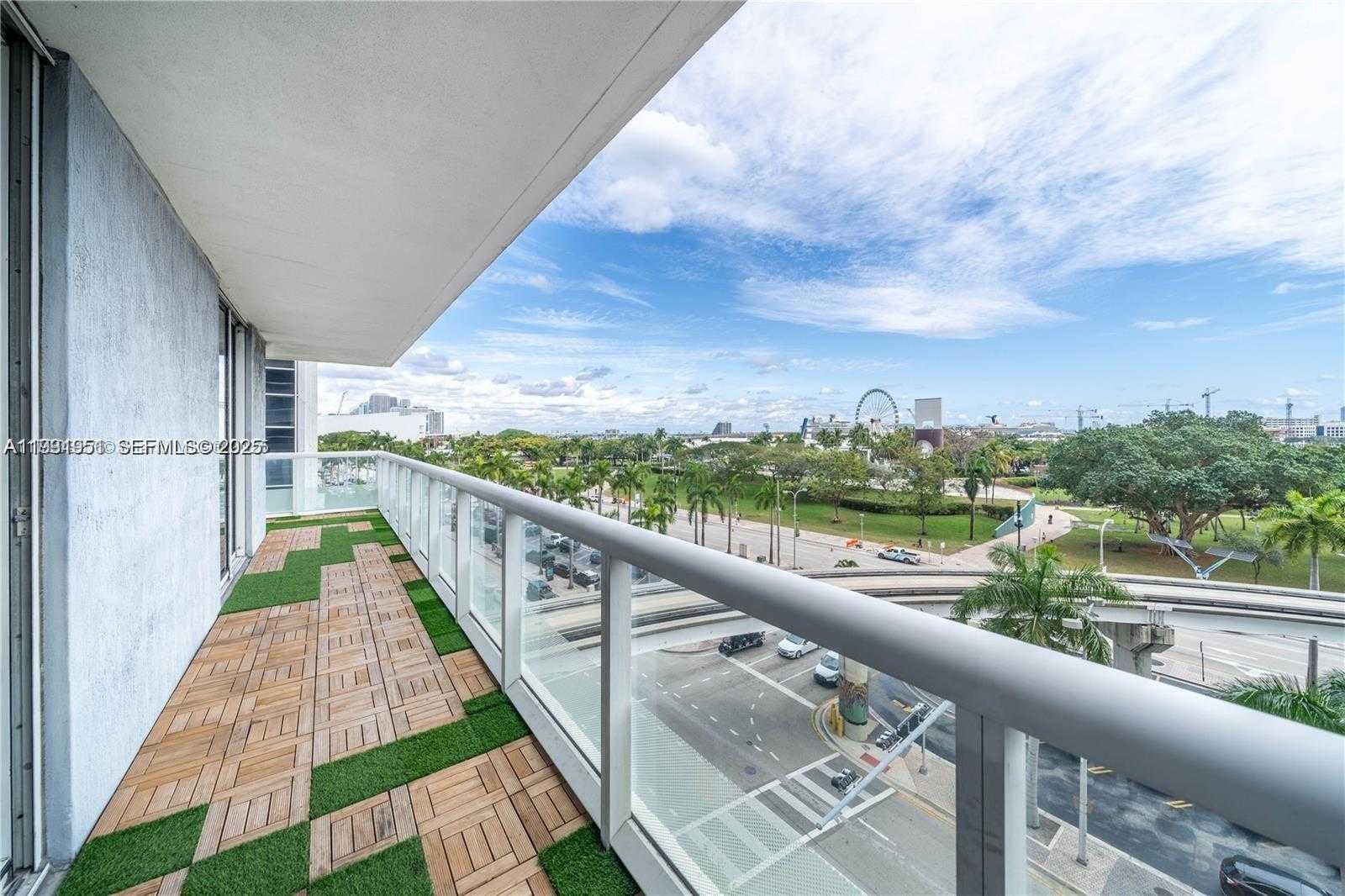 Small Image of 50 BISCAYNE BLVD #602, Miami Number 15
