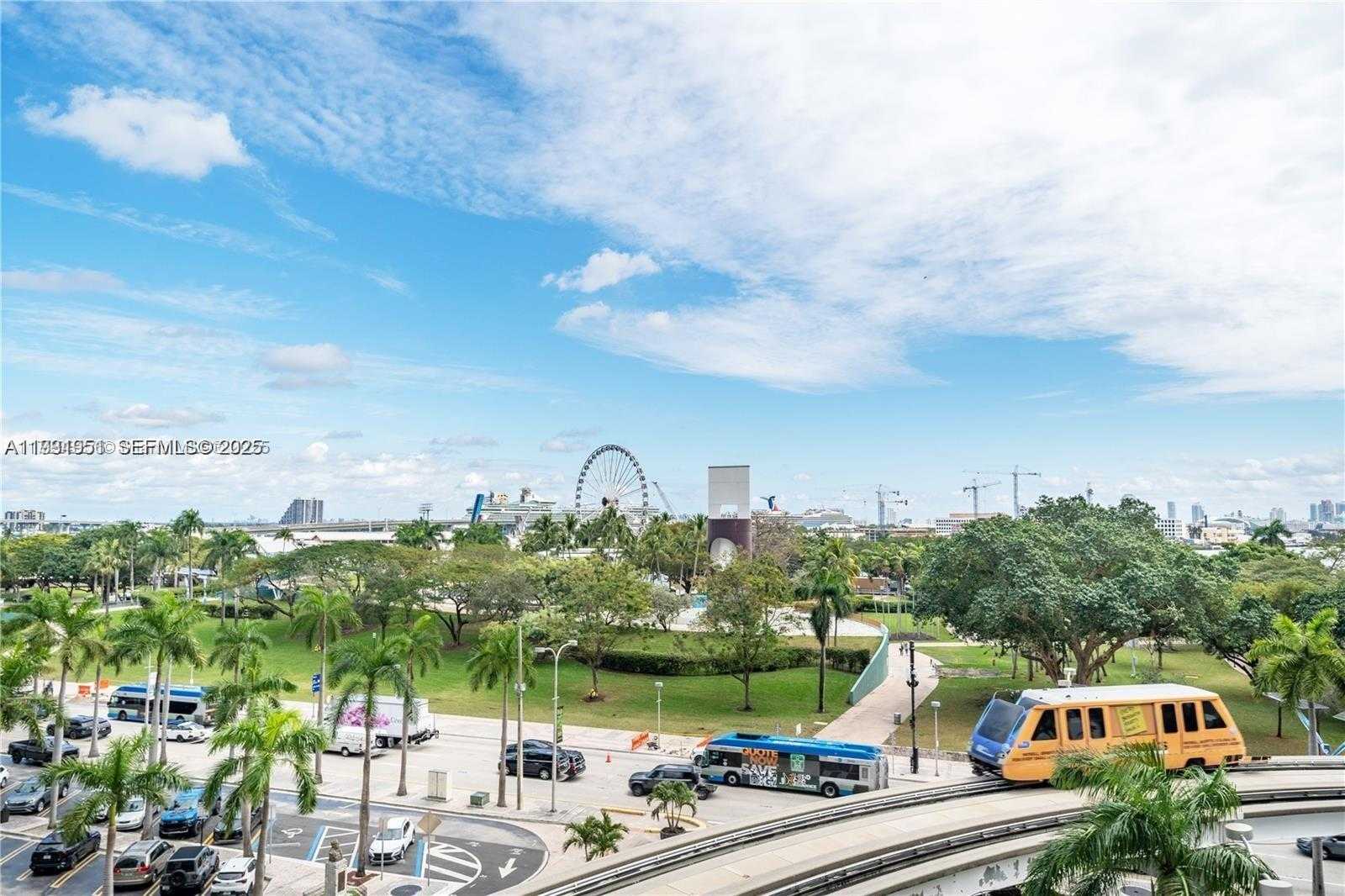 Small Image of 50 BISCAYNE BLVD #602, Miami Number 4