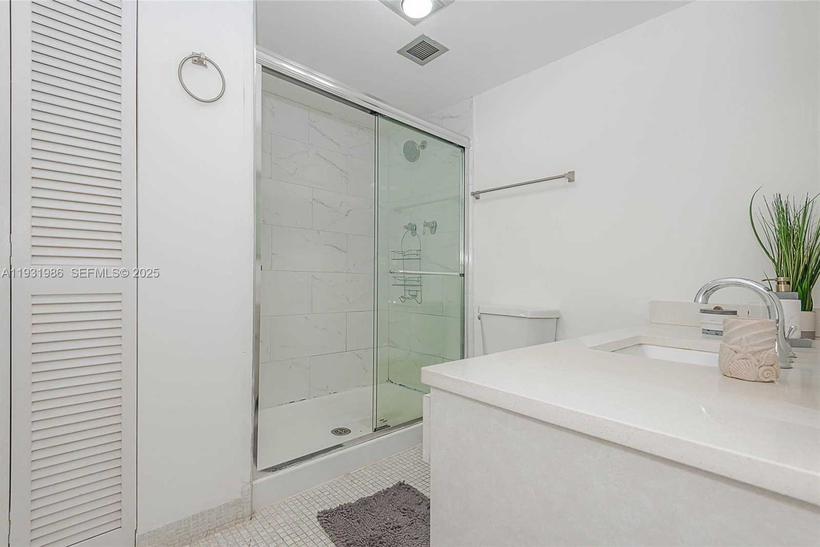 Small Image of 1965 SOUTH OCEAN DR #MR, Hallandale Beach Number 22