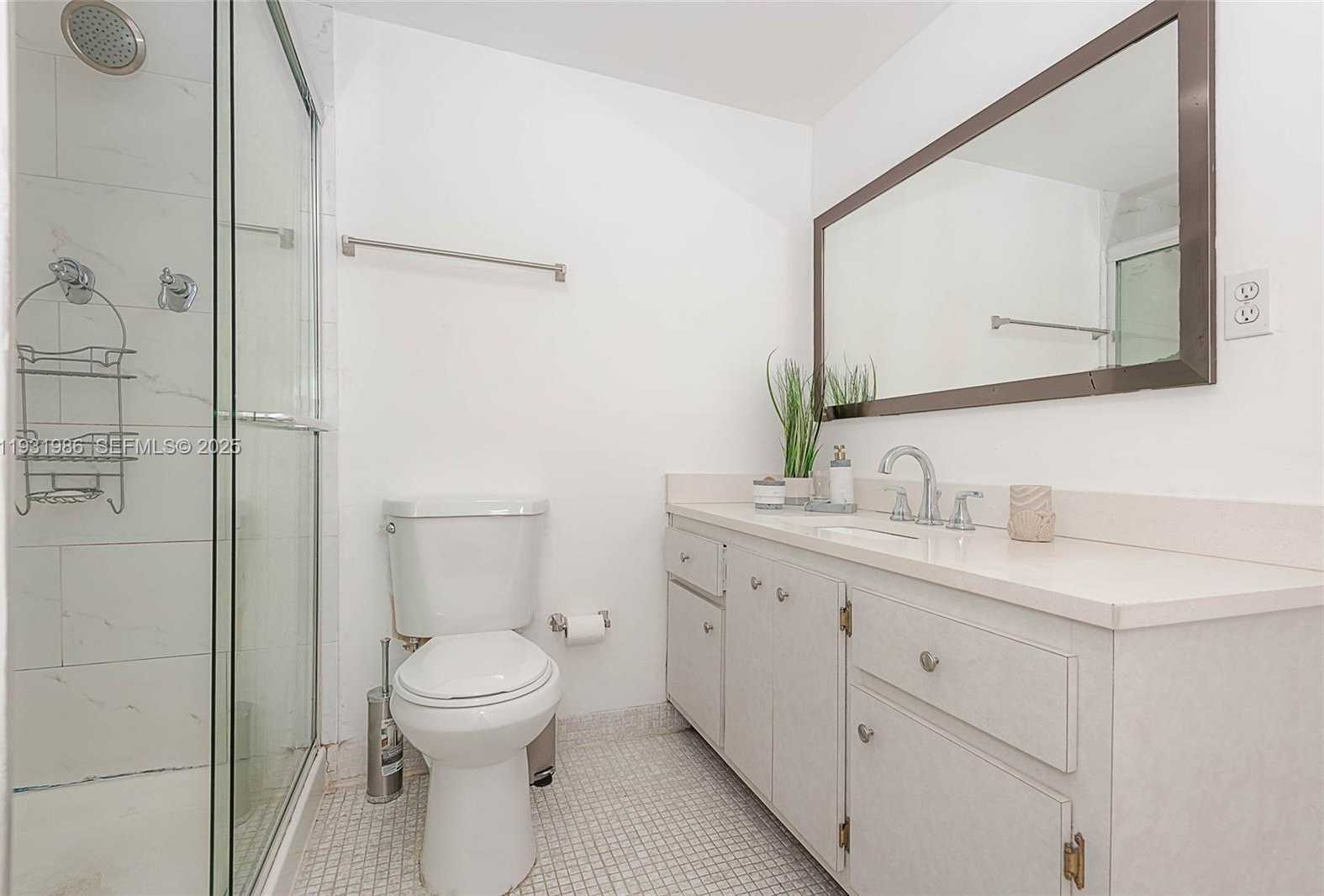 Small Image of 1965 SOUTH OCEAN DR #MR, Hallandale Beach Number 23