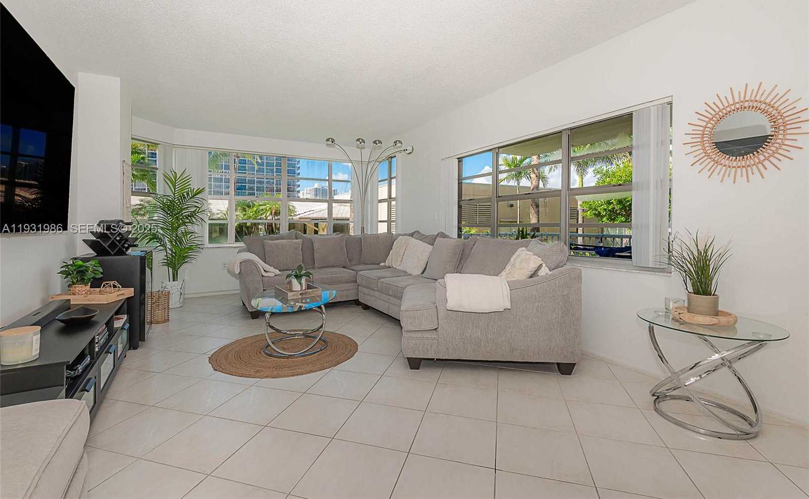 Small Image of 1965 SOUTH OCEAN DR #MR, Hallandale Beach Number 8