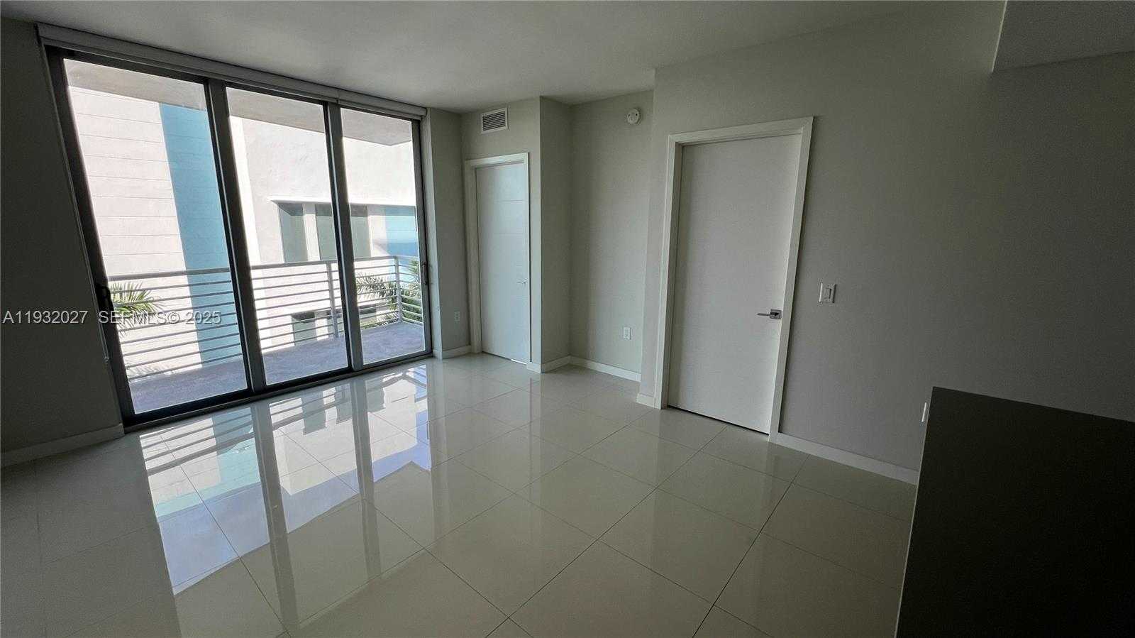 Small Image of 7875 NORTH WEST 107TH AVE #417, Doral Number 14