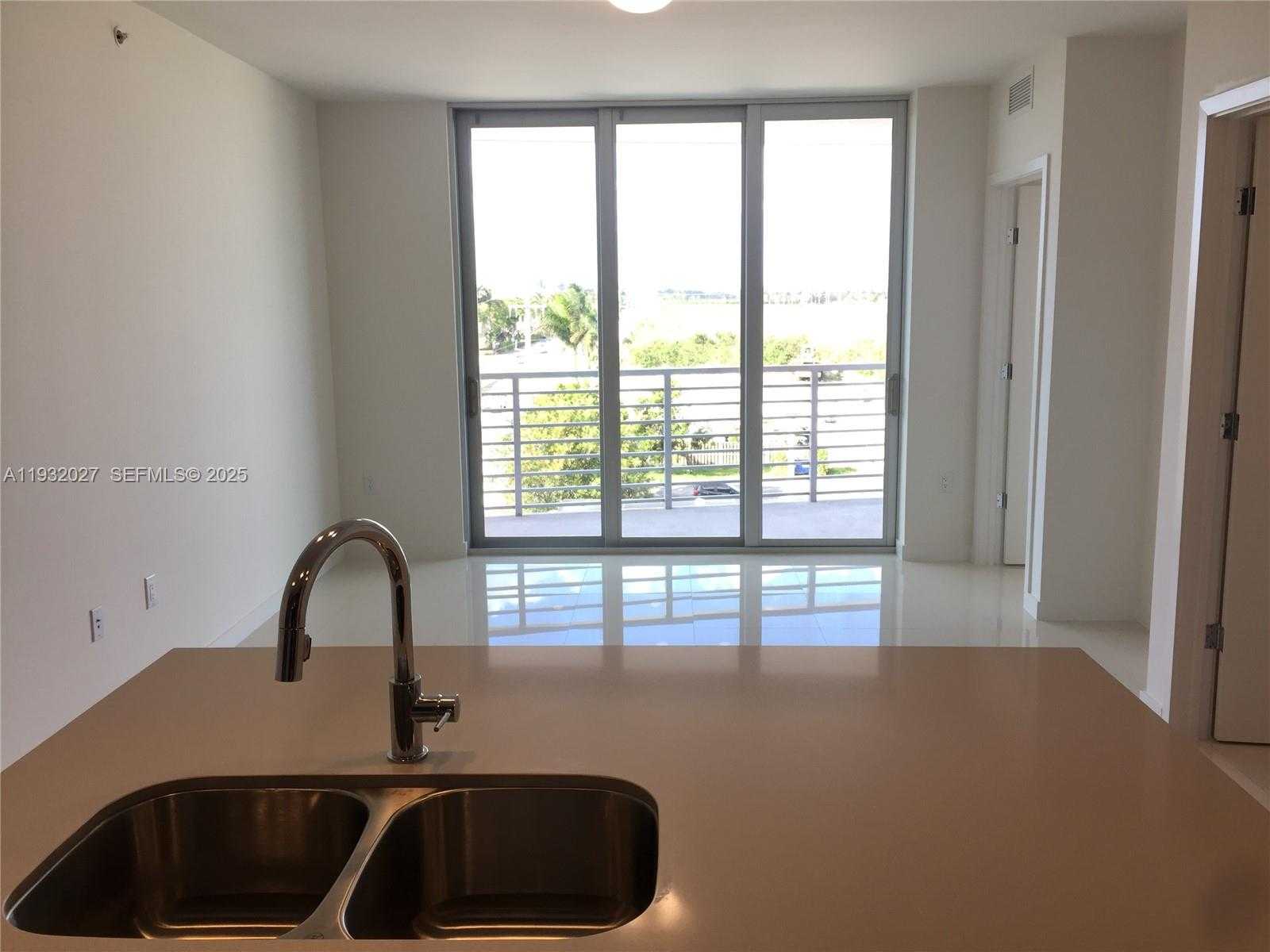 Small Image of 7875 NORTH WEST 107TH AVE #417, Doral Number 2
