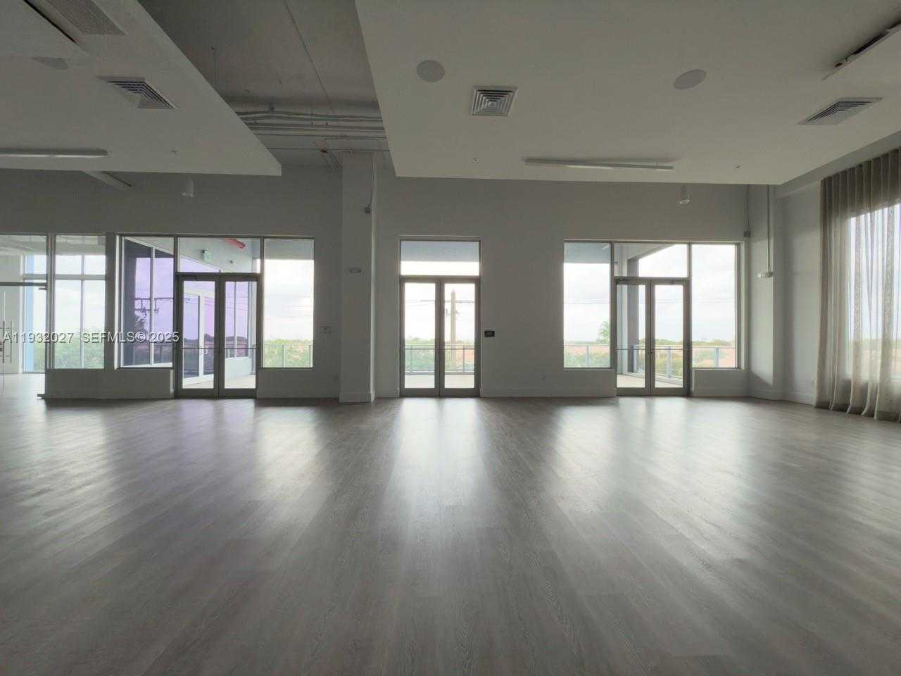 Small Image of 7875 NORTH WEST 107TH AVE #417, Doral Number 28