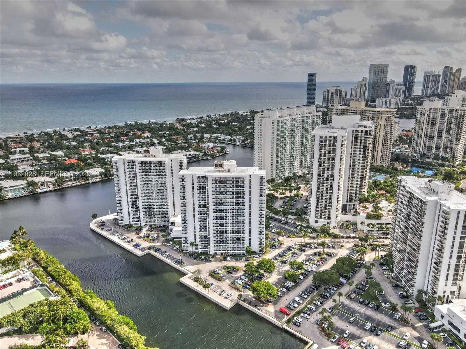 Small Image of 20505 EAST COUNTRY CLUB DR #1034, Aventura Number 30