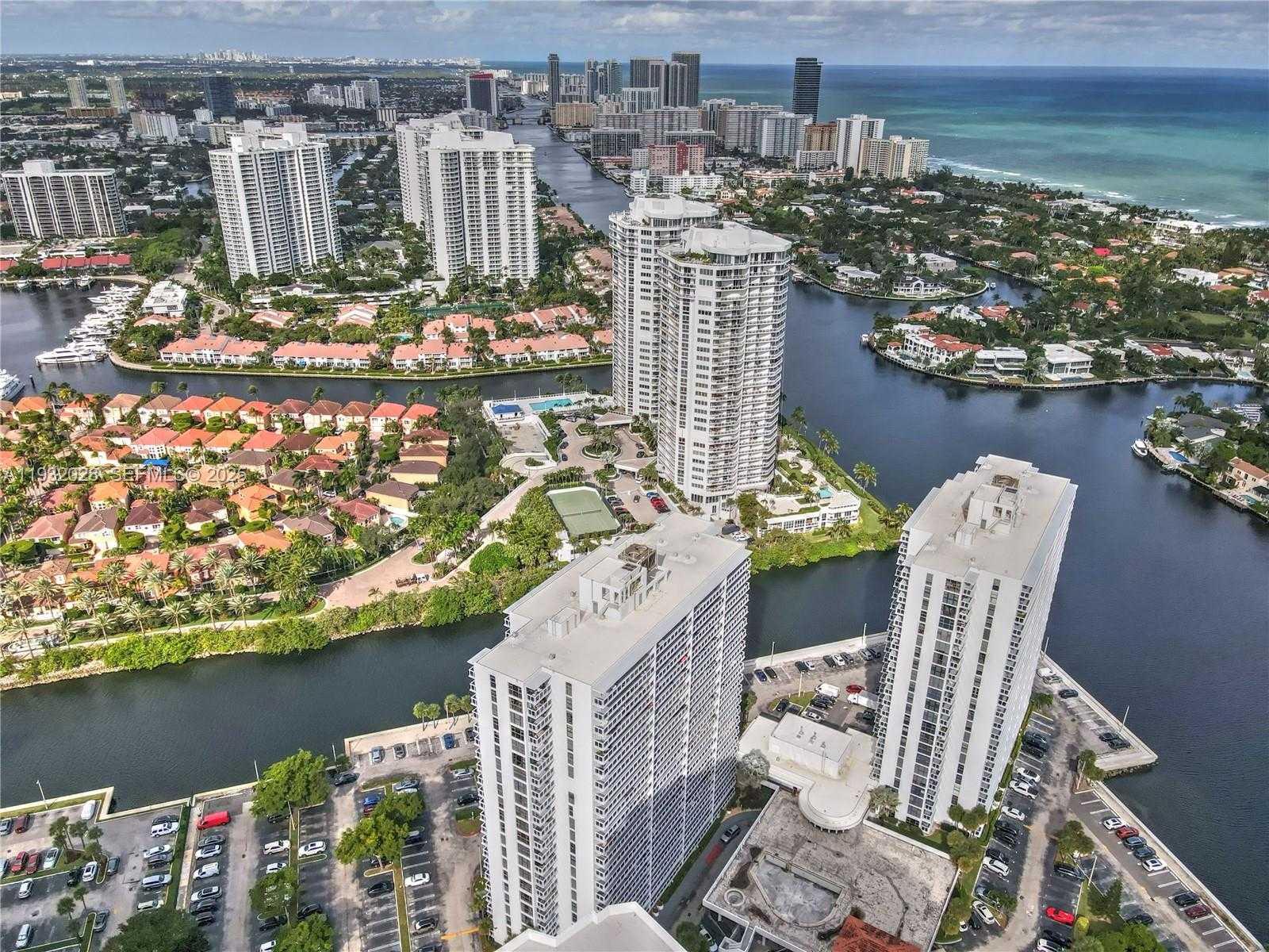 Small Image of 20505 EAST COUNTRY CLUB DR #1034, Aventura Number 31