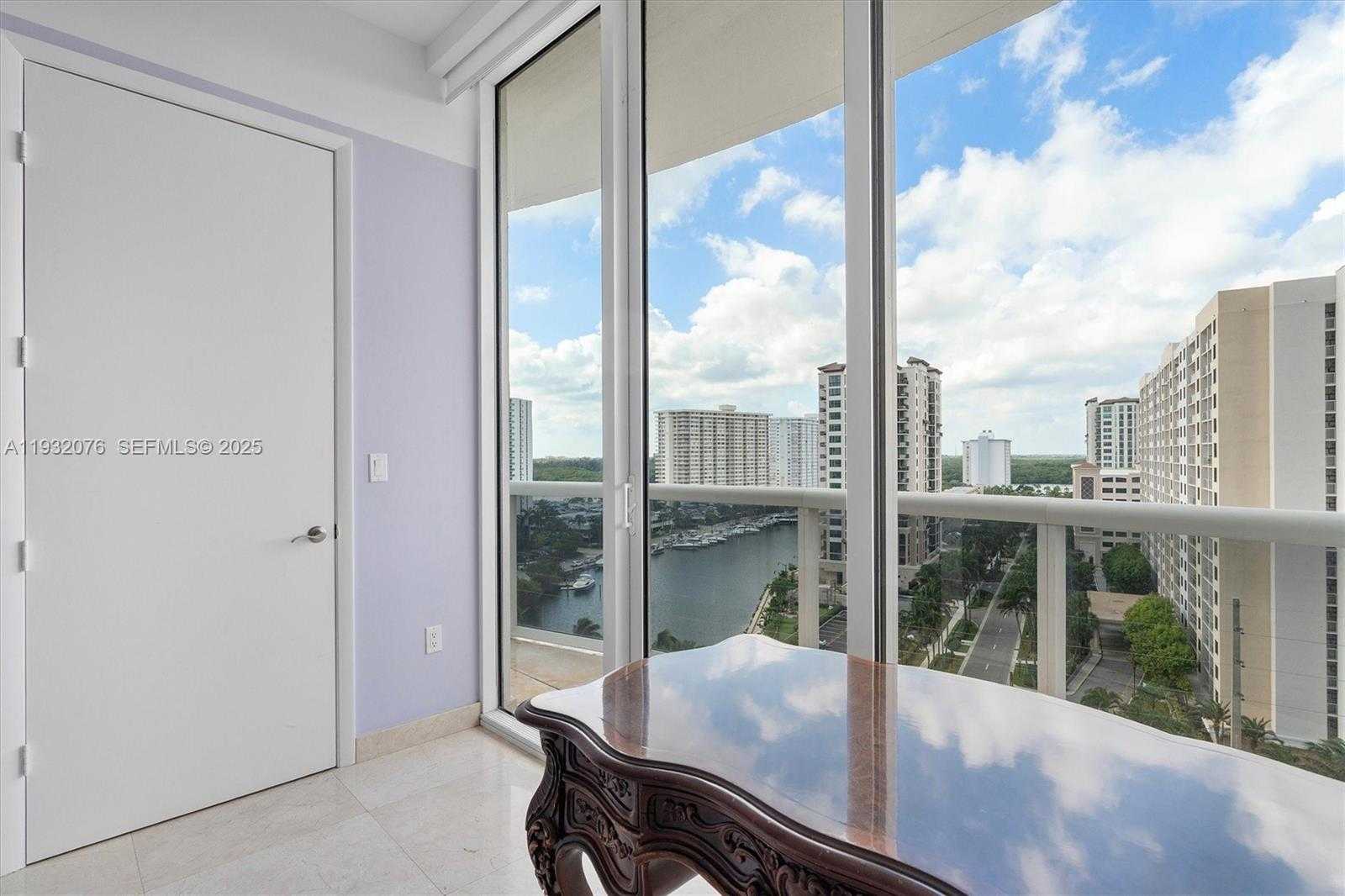 Small Image of 15901 COLLINS AVE #904, Sunny Isles Beach Number 25