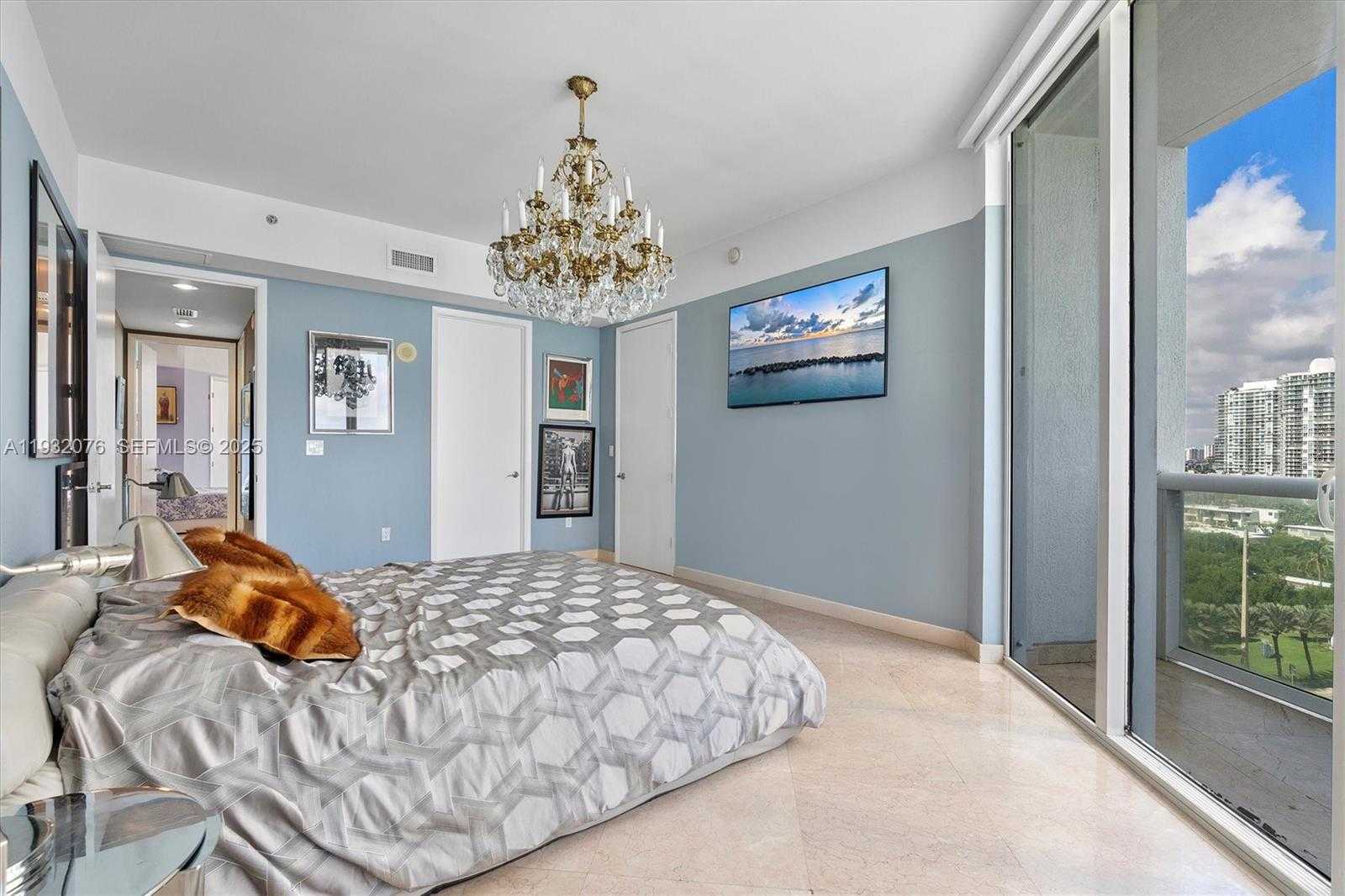 Small Image of 15901 COLLINS AVE #904, Sunny Isles Beach Number 32