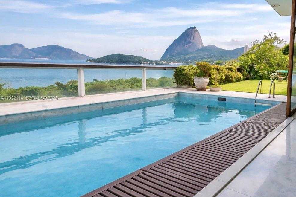 Small Image of 284 PRAIA DO FLAMENGO, 284 #PH, Out of City Number 23