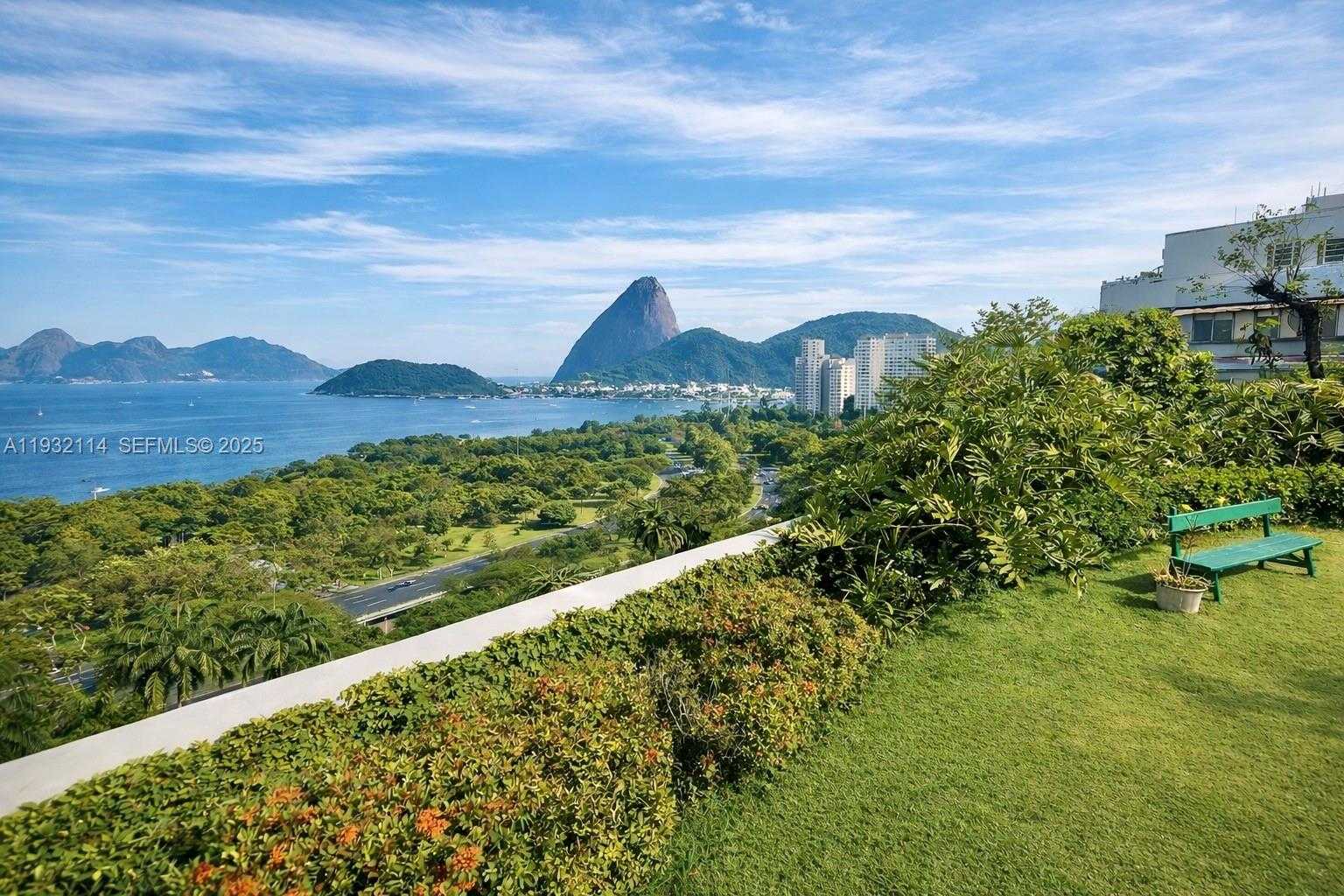 Small Image of 284 PRAIA DO FLAMENGO, 284 #PH, Out of City Number 24