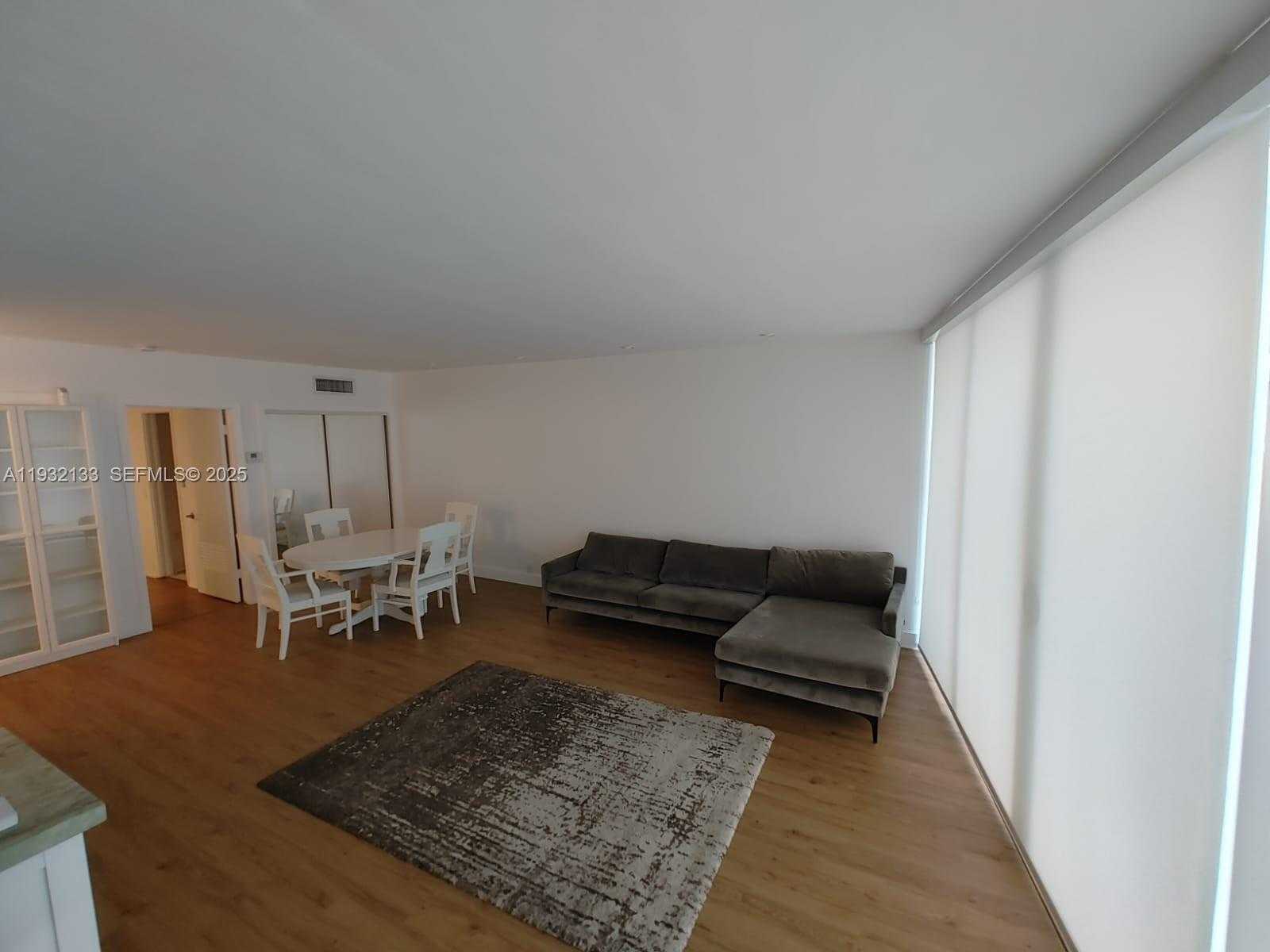 Small Image of 10210 COLLINS AVE #306, Bal Harbour Number 6