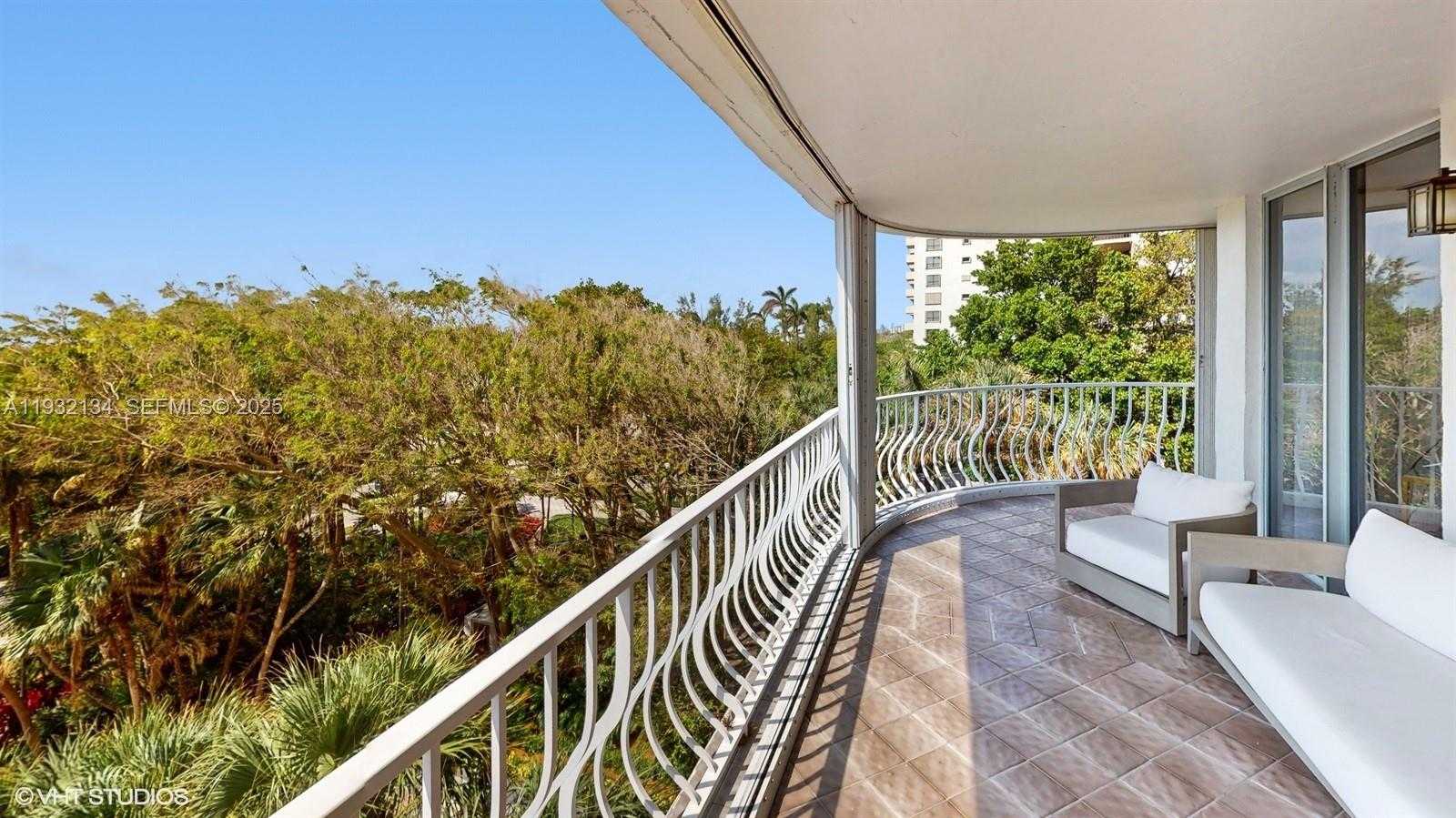 Small Image of 10155 COLLINS AVE #410, Bal Harbour Number 4