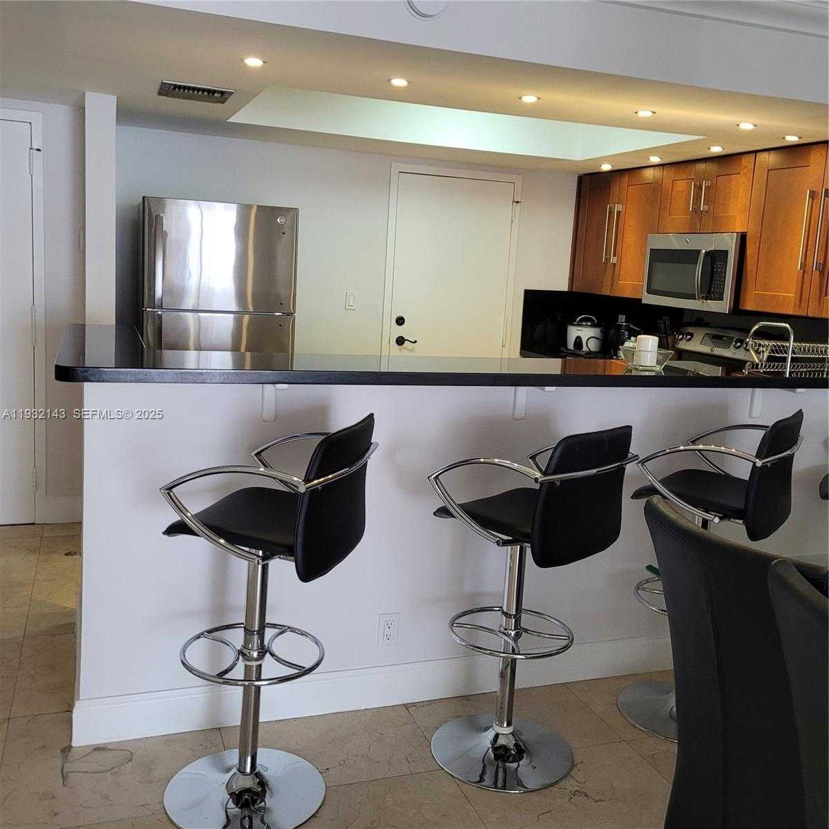 Small Image of 1865 SOUTH OCEAN DR #7B, Hallandale Beach Number 10