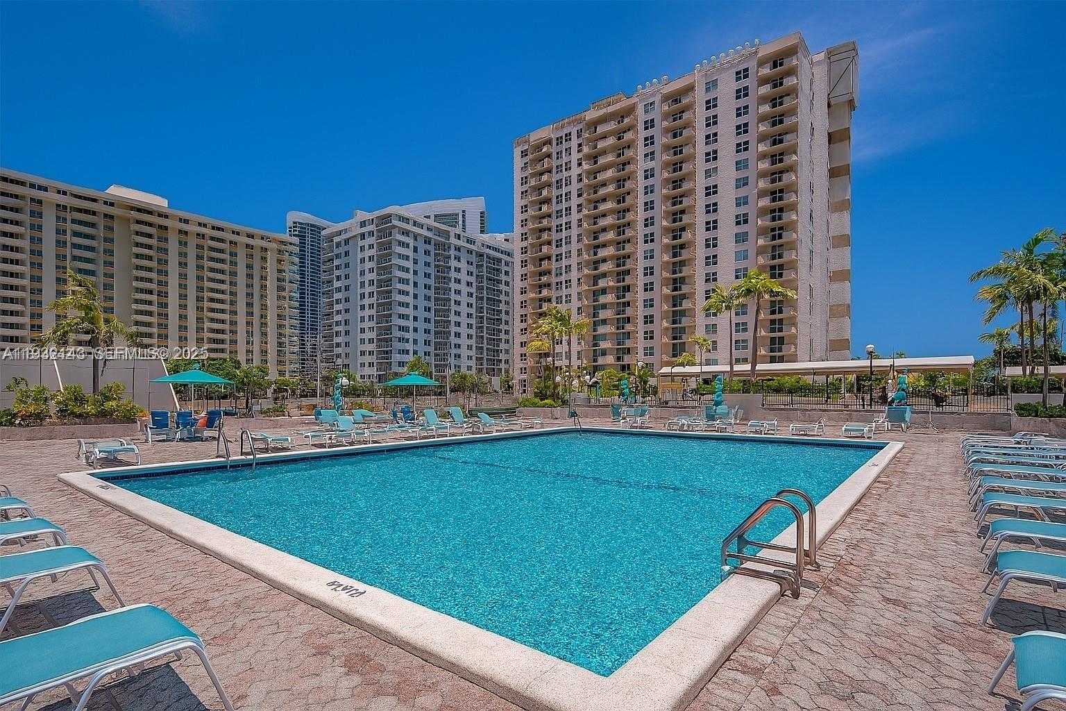 Small Image of 1865 SOUTH OCEAN DR #7B, Hallandale Beach Number 3