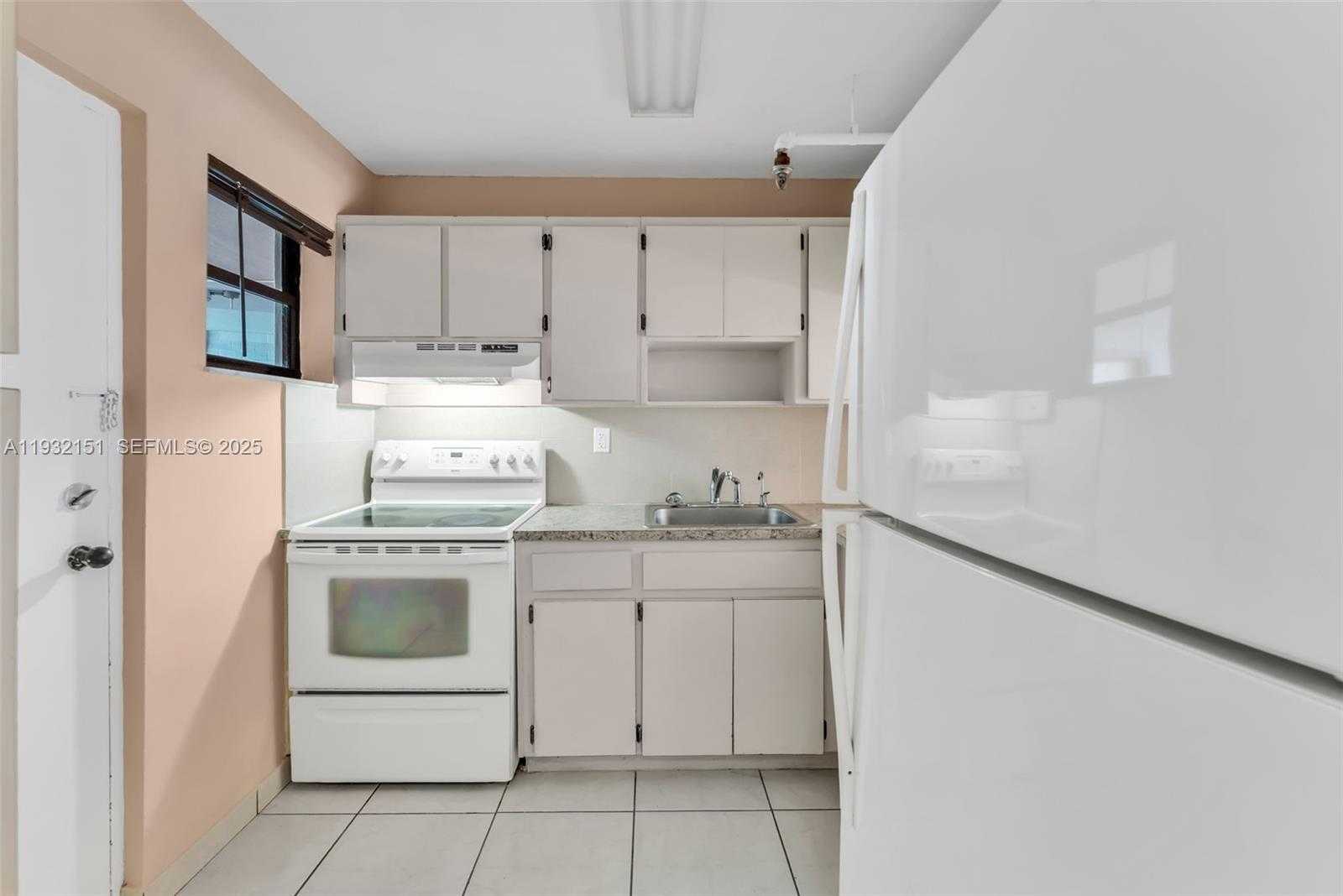 Small Image of 6830 INDIAN CREEK DR #7B, Miami Beach Number 11