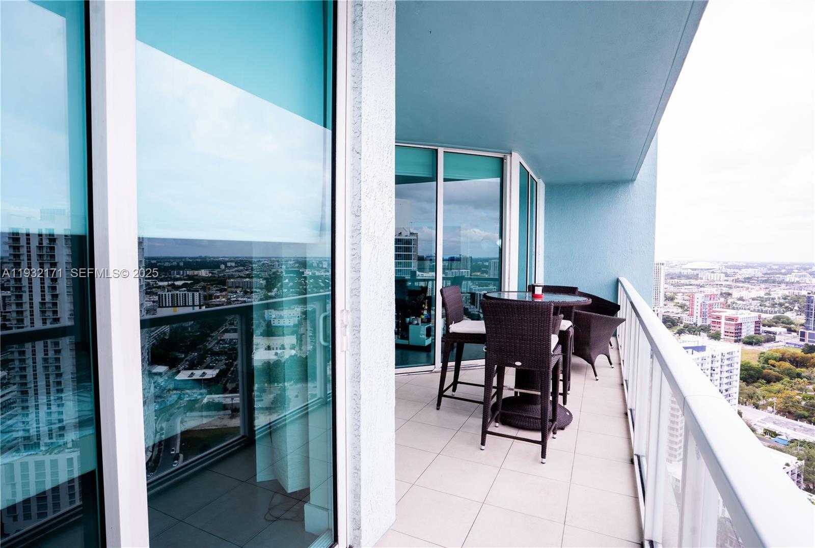 Small Image of 1900 NORTH BAYSHORE DR #3514, Miami Number 17