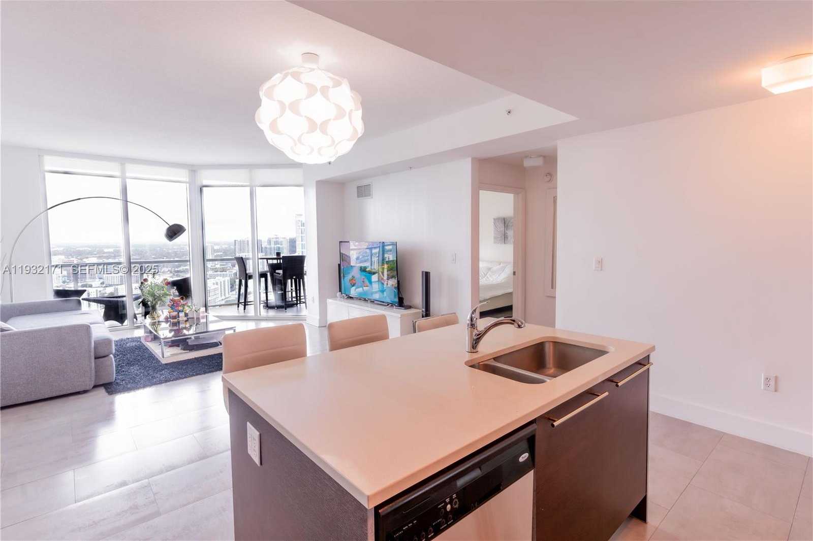 Small Image of 1900 NORTH BAYSHORE DR #3514, Miami Number 3