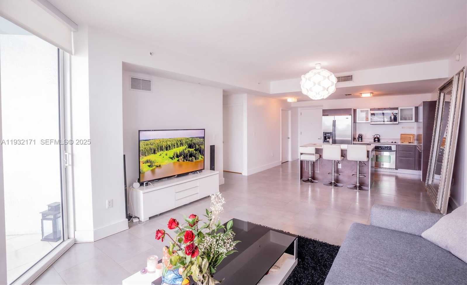 Small Image of 1900 NORTH BAYSHORE DR #3514, Miami Number 9