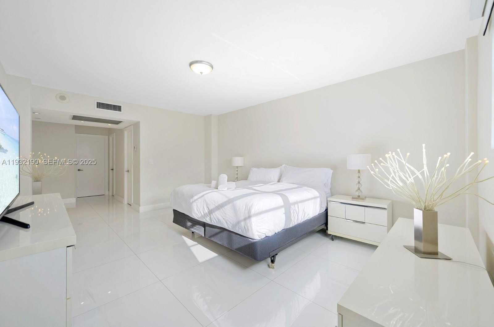 Small Image of 19370 COLLINS AVE #916, Sunny Isles Beach Number 12