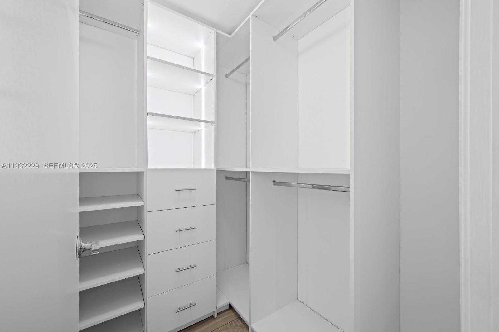 Small Image of 999 SOUTH WEST 1ST AVE #1514, Miami Number 18